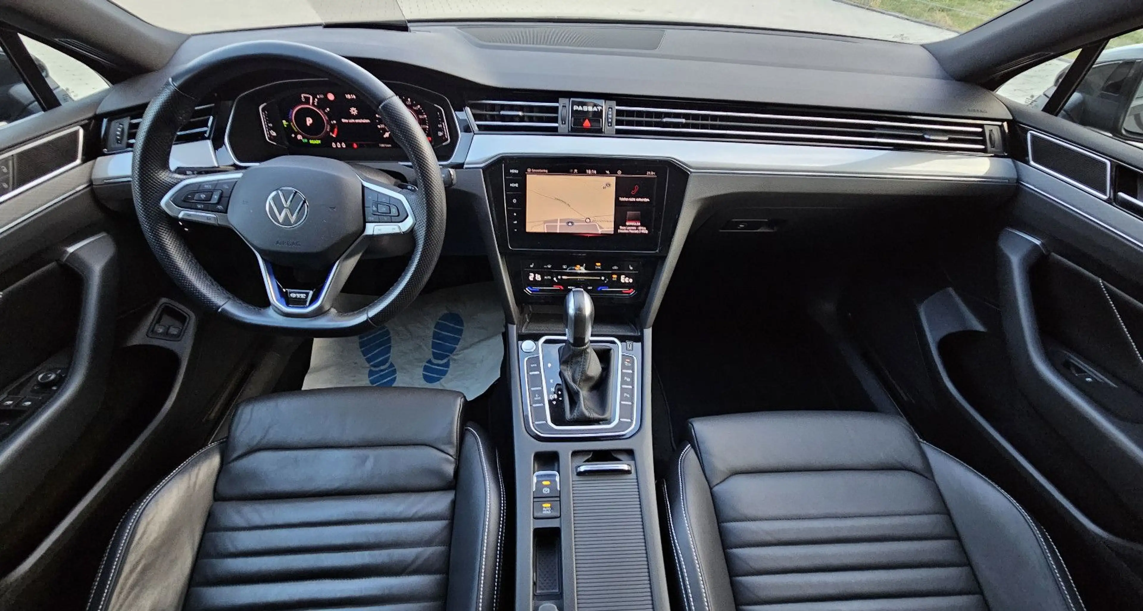 Volkswagen Passat 1.4 TSI GTE Vollleder HUD 1Hand — photo 7