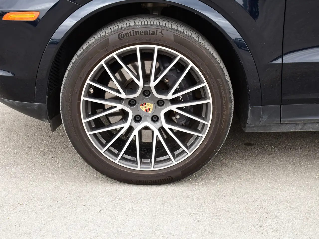 Porsche Cayenne снимка Porsche Cayenne