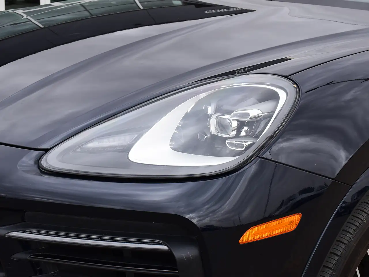 Porsche Cayenne снимка Porsche Cayenne