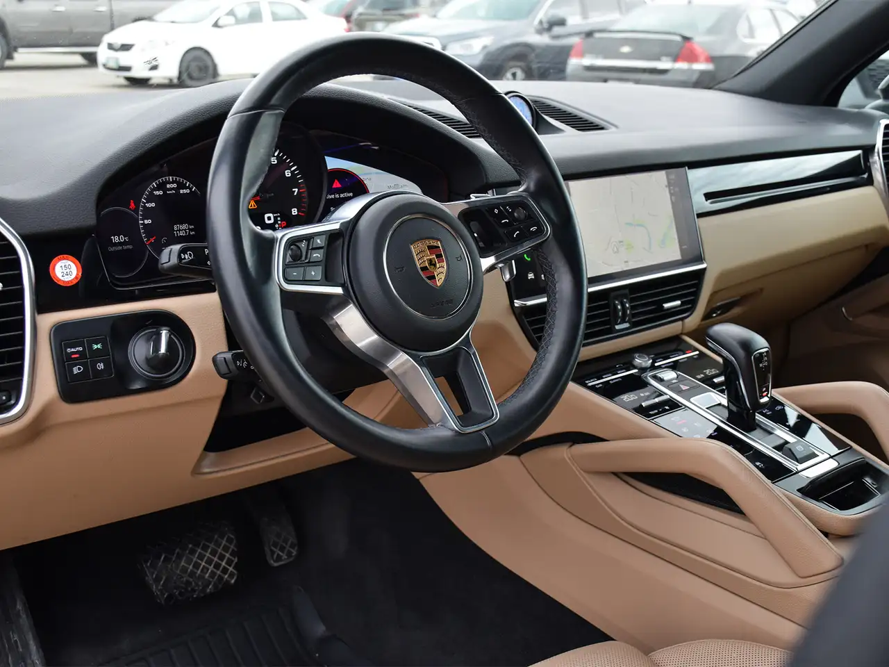 Porsche Cayenne снимка Porsche Cayenne