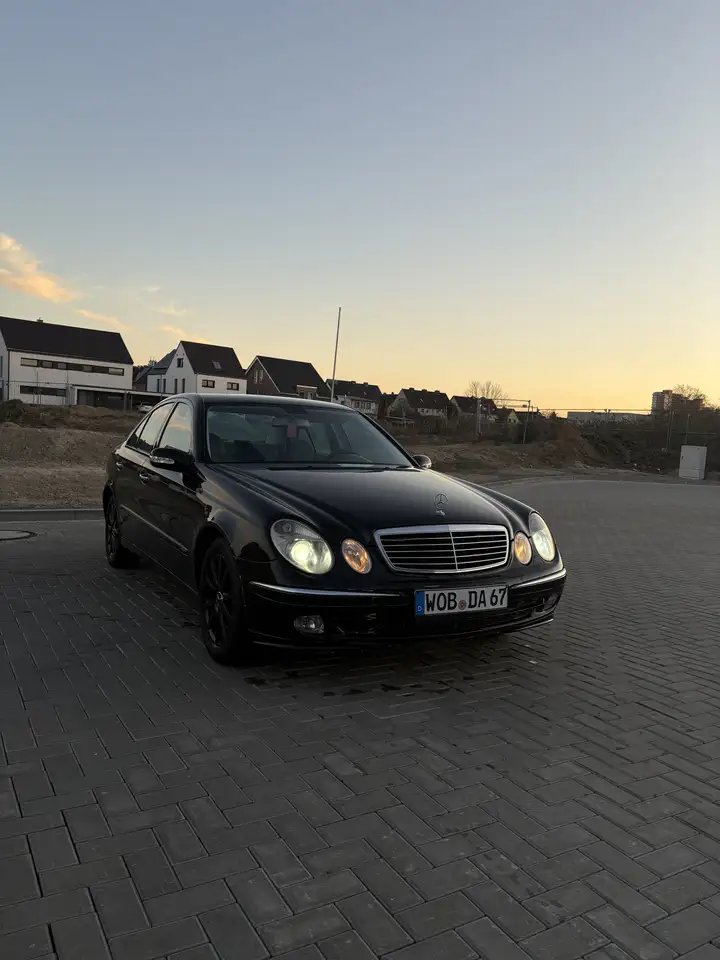 Mercedes-Benz E 270