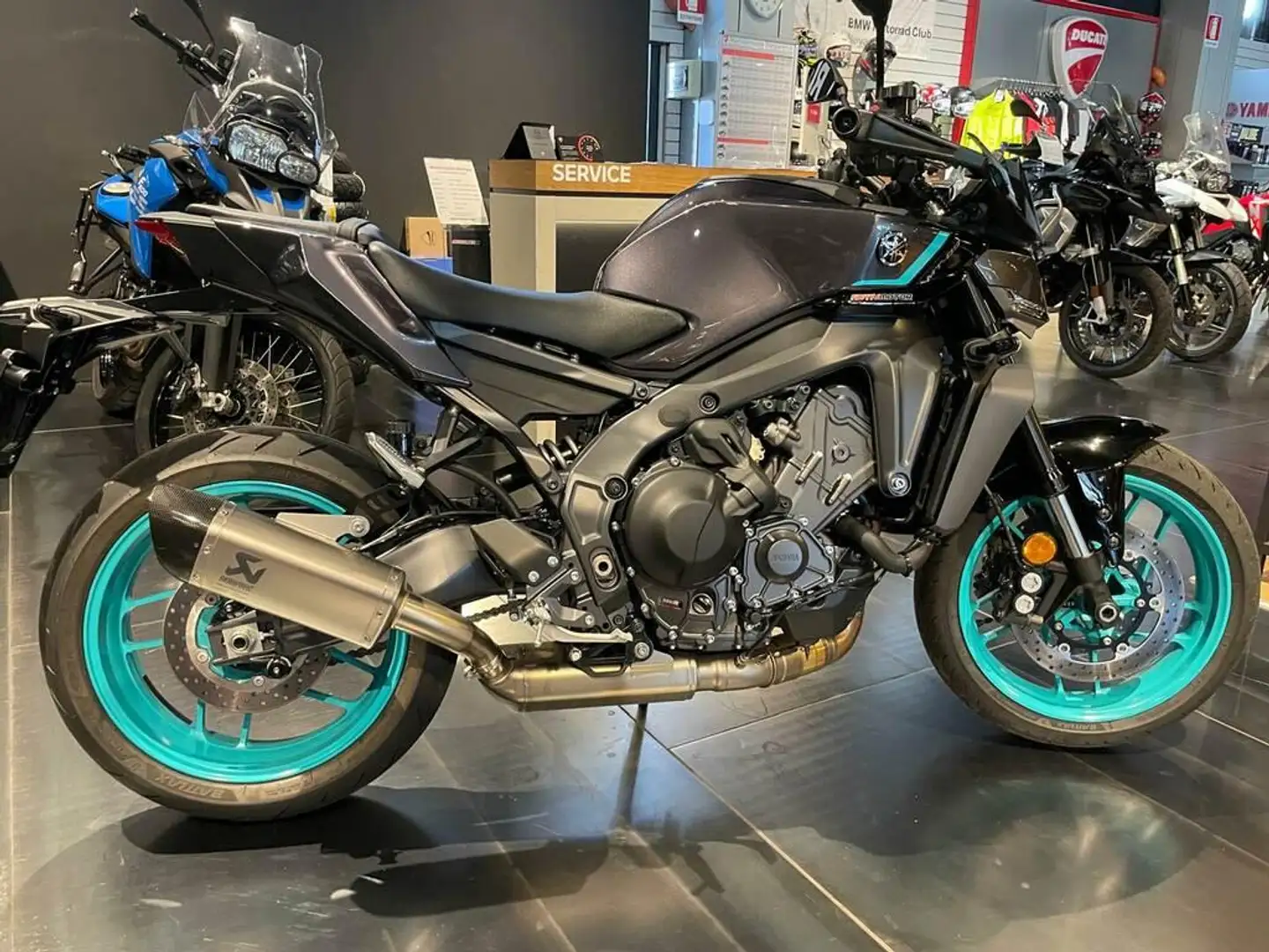Yamaha MT-09 890 Y AMT Abs - 1