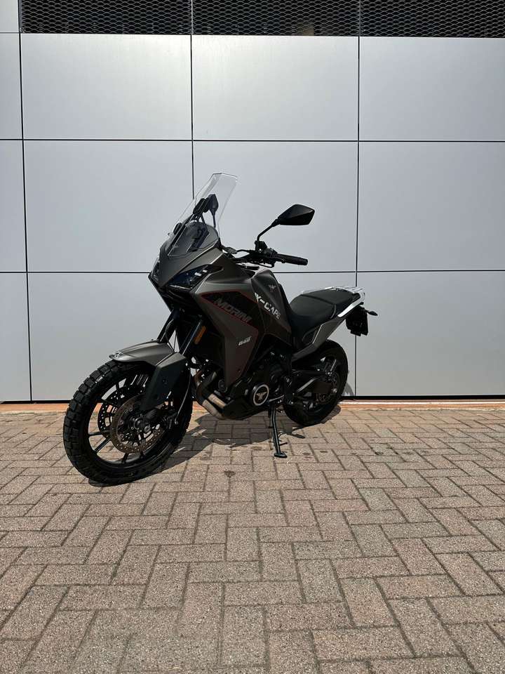 Moto Morini X-Cape 649