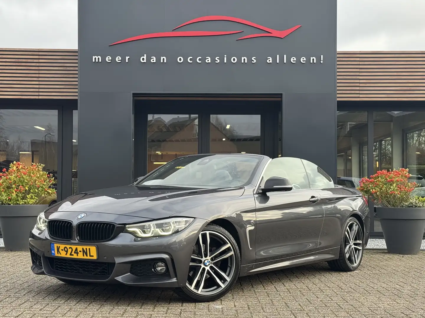 BMW 420 4 serie 420i Cabrio M-Sport Grau - 1