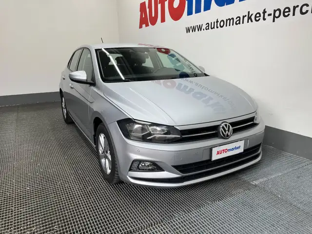 Volkswagen Polo Polo VI 2017 5p 1.6 tdi Comfortline 80cv
