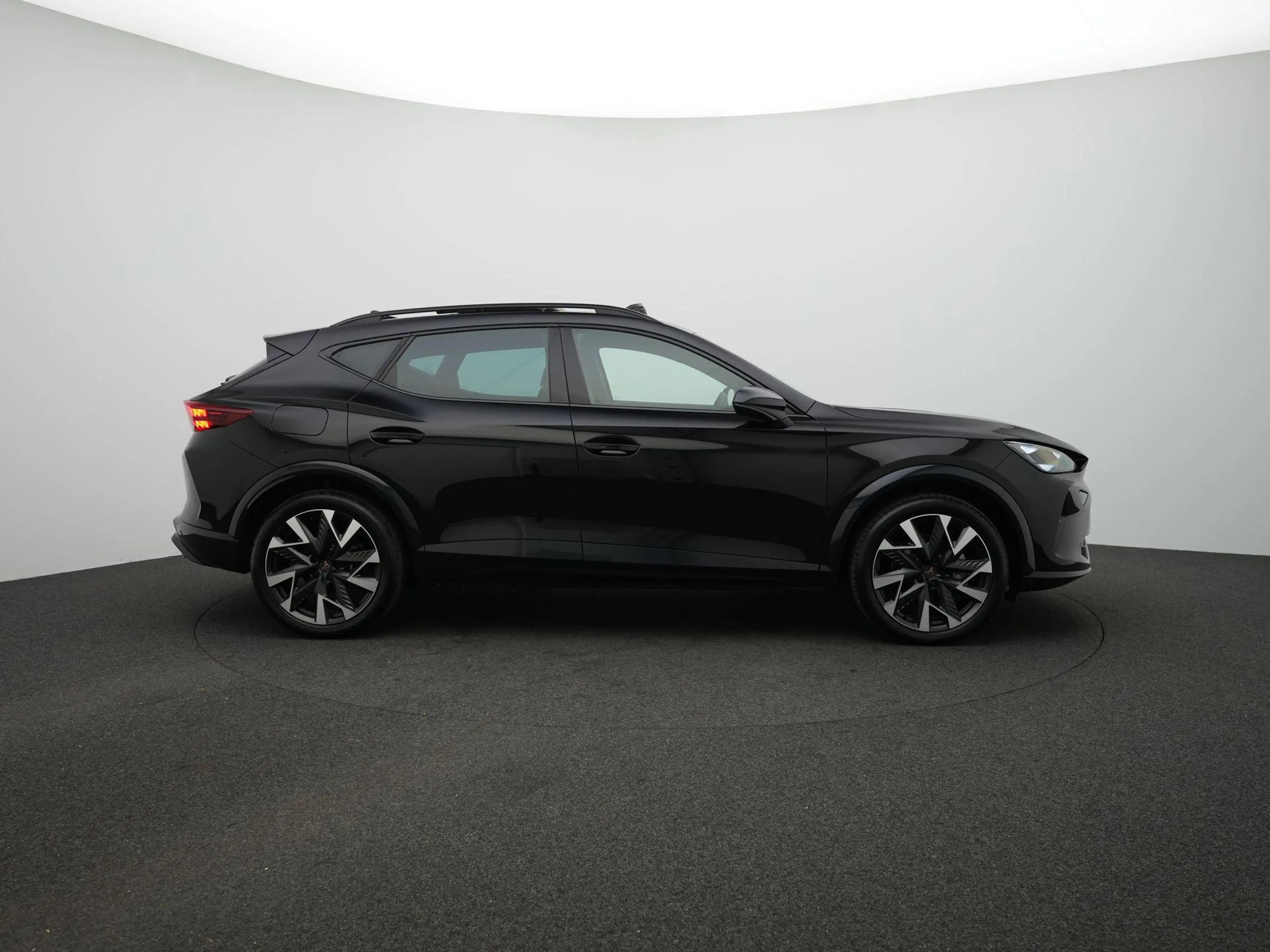 CUPRA Formentor 1.5 TSI 204pk e-Hybrid Business | Full-LED koplamp — photo 4