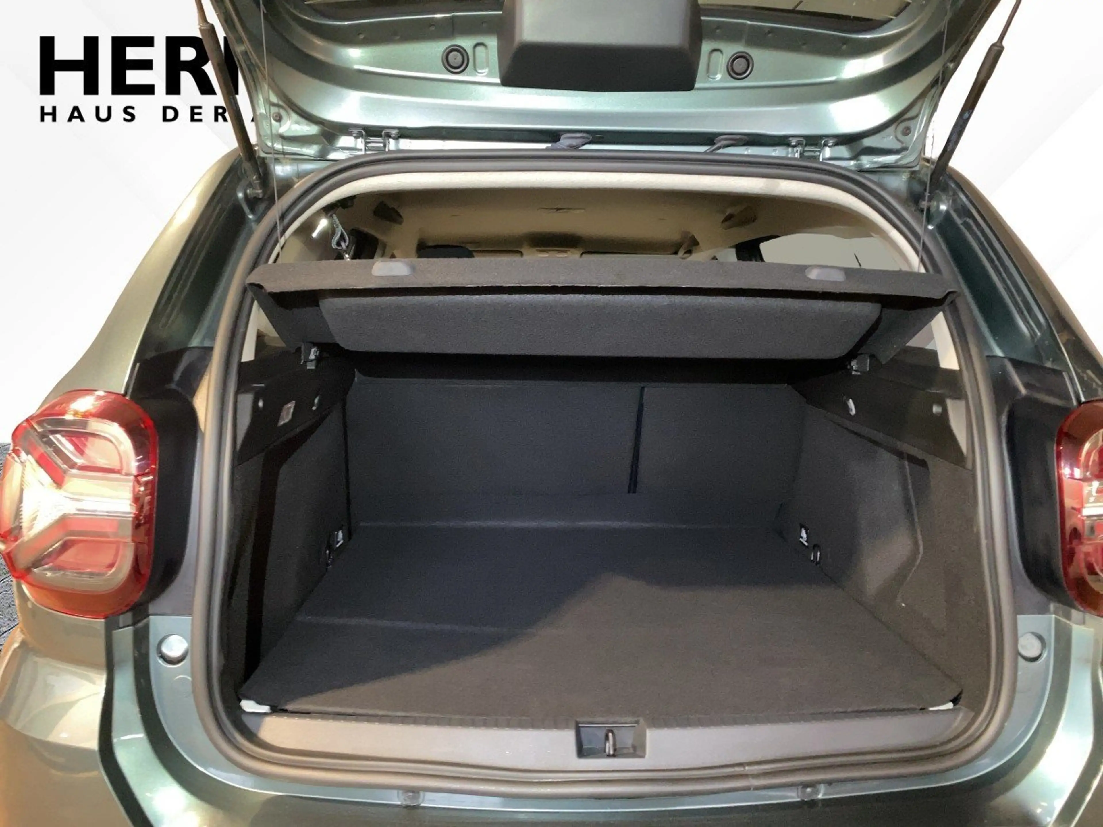 Dacia Duster II 1.3 TCe 150 GPF Extreme CAM*LED*NAVI — photo 8