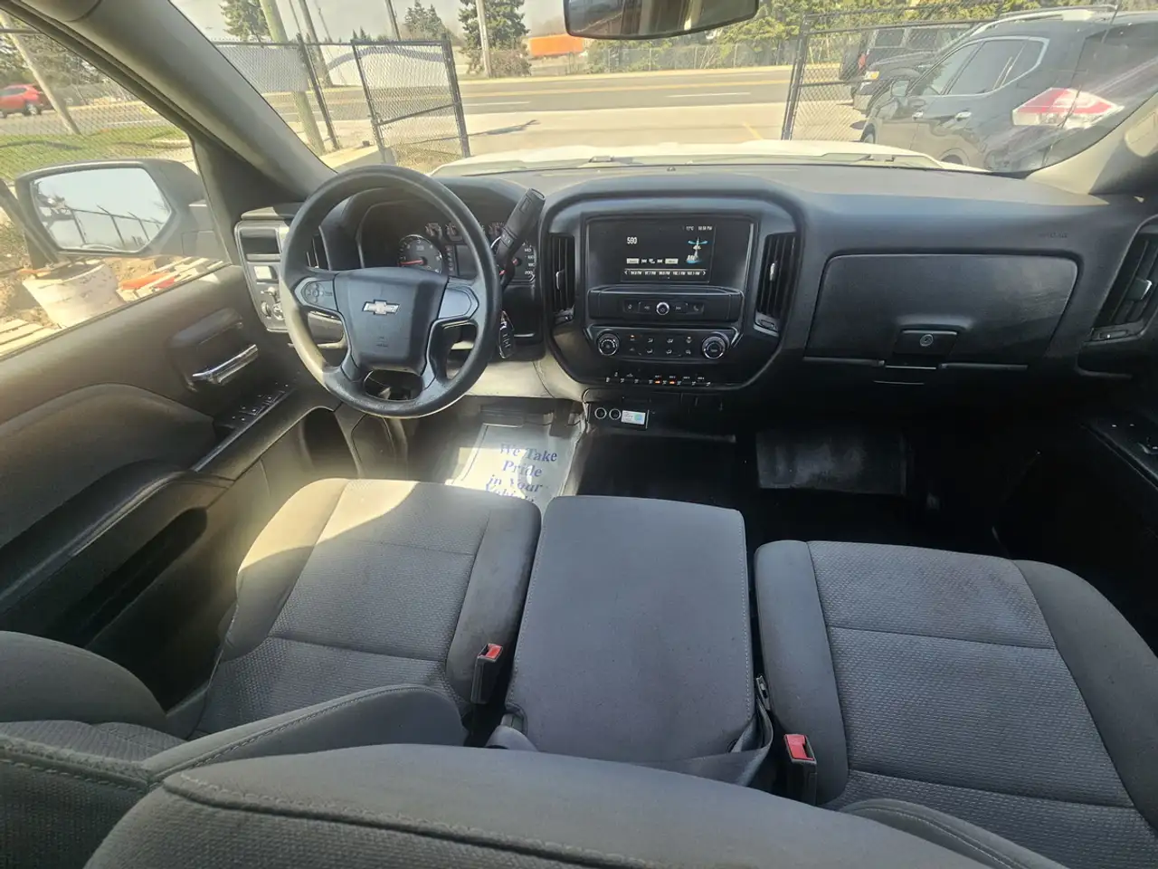 Chevrolet Silverado 1500 снимка Chevrolet Silverado 1500