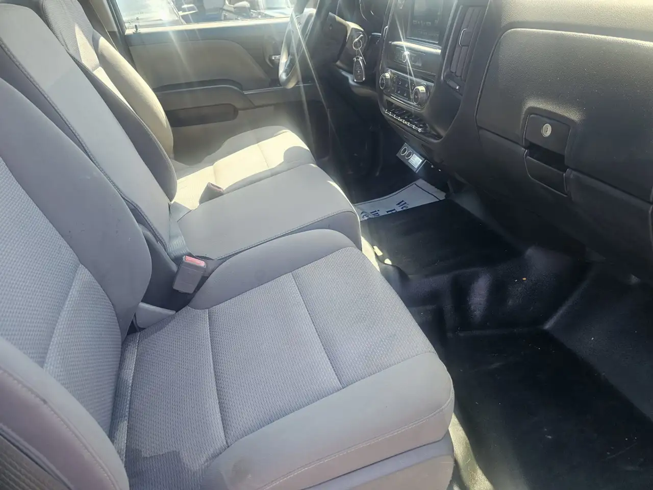 Chevrolet Silverado 1500 снимка Chevrolet Silverado 1500