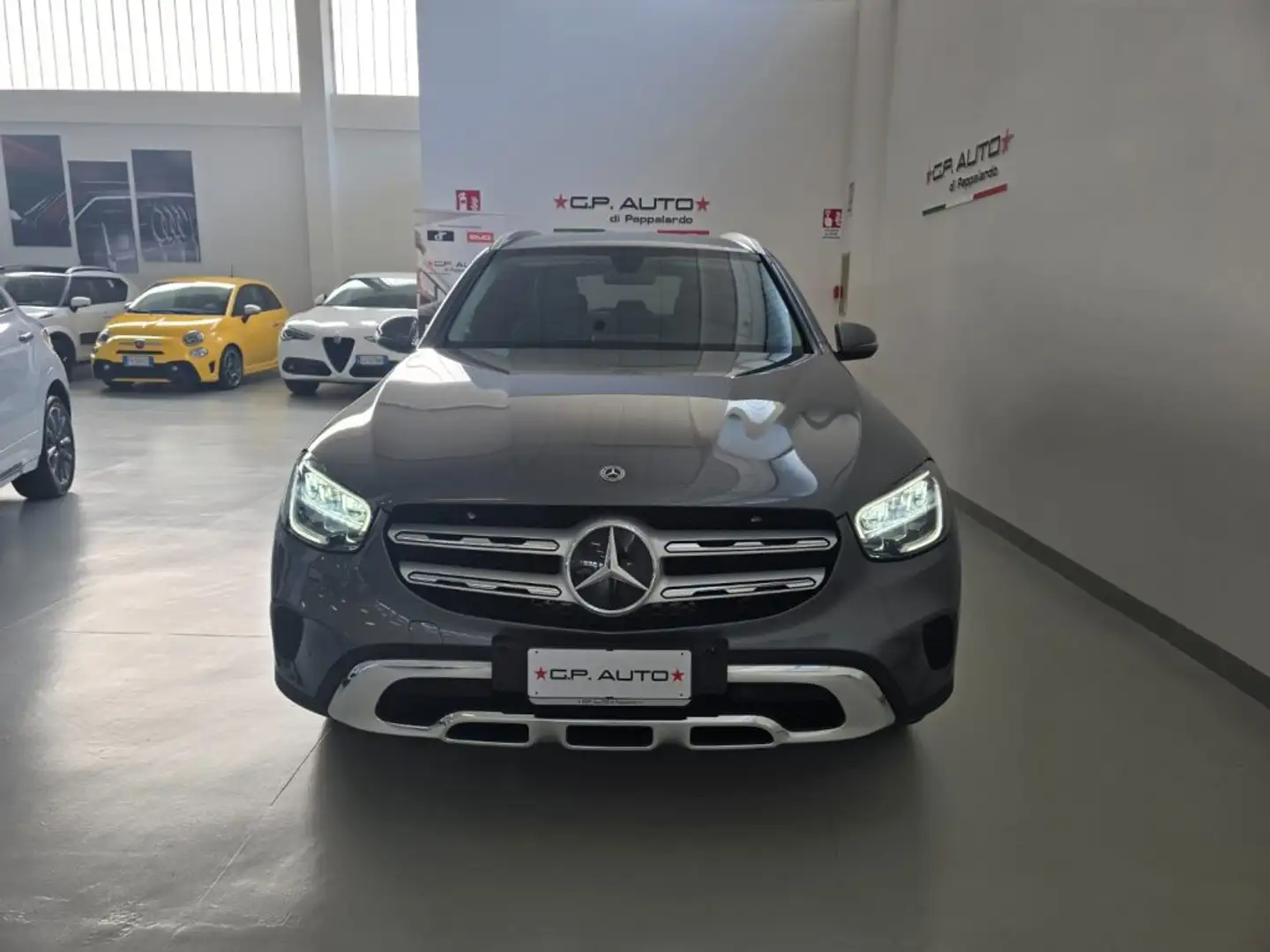 Mercedes-Benz GLC 220 d 4Matic Sport Gris - 2