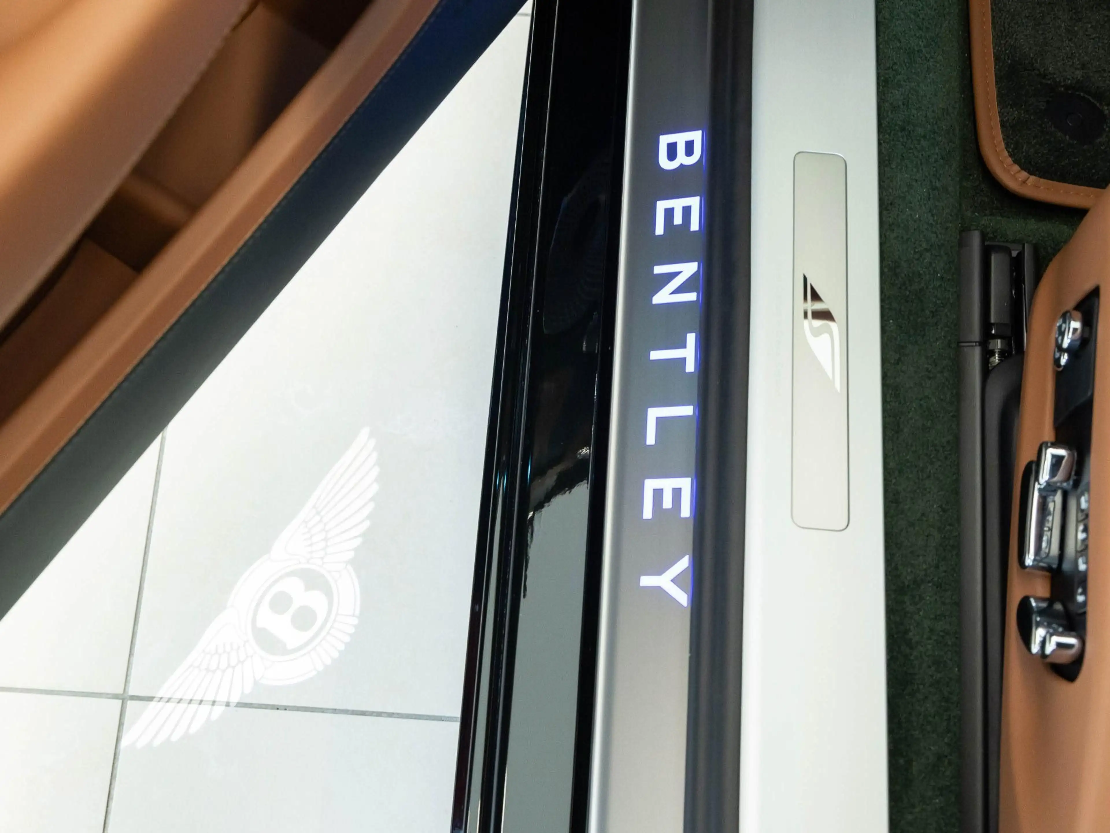 Bentley Continental NEW Continental GT S BENTLEY MANNHEIM — photo 14