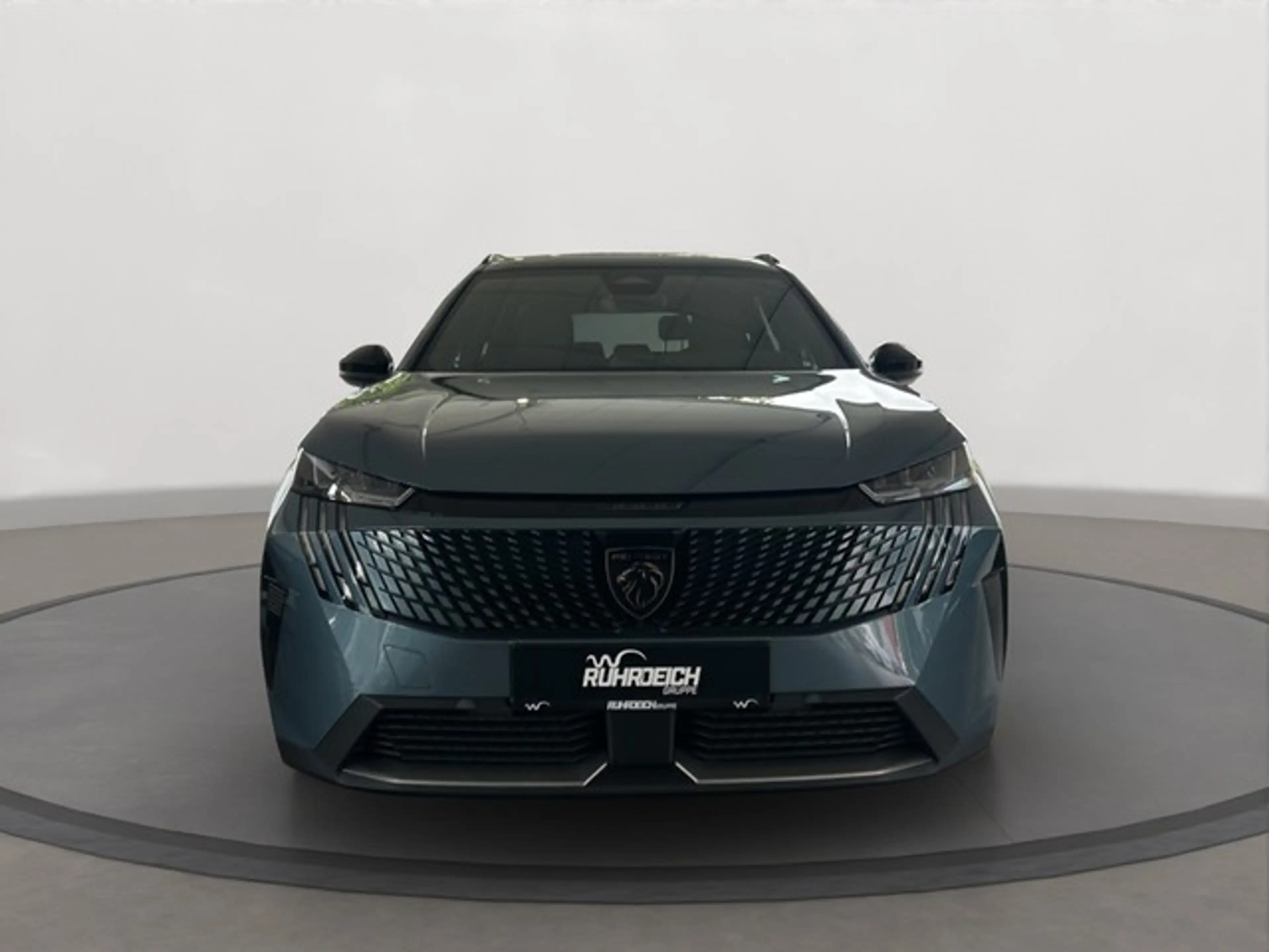 Peugeot 5008 GT HYBRID 136 E-DSC6 — photo 6