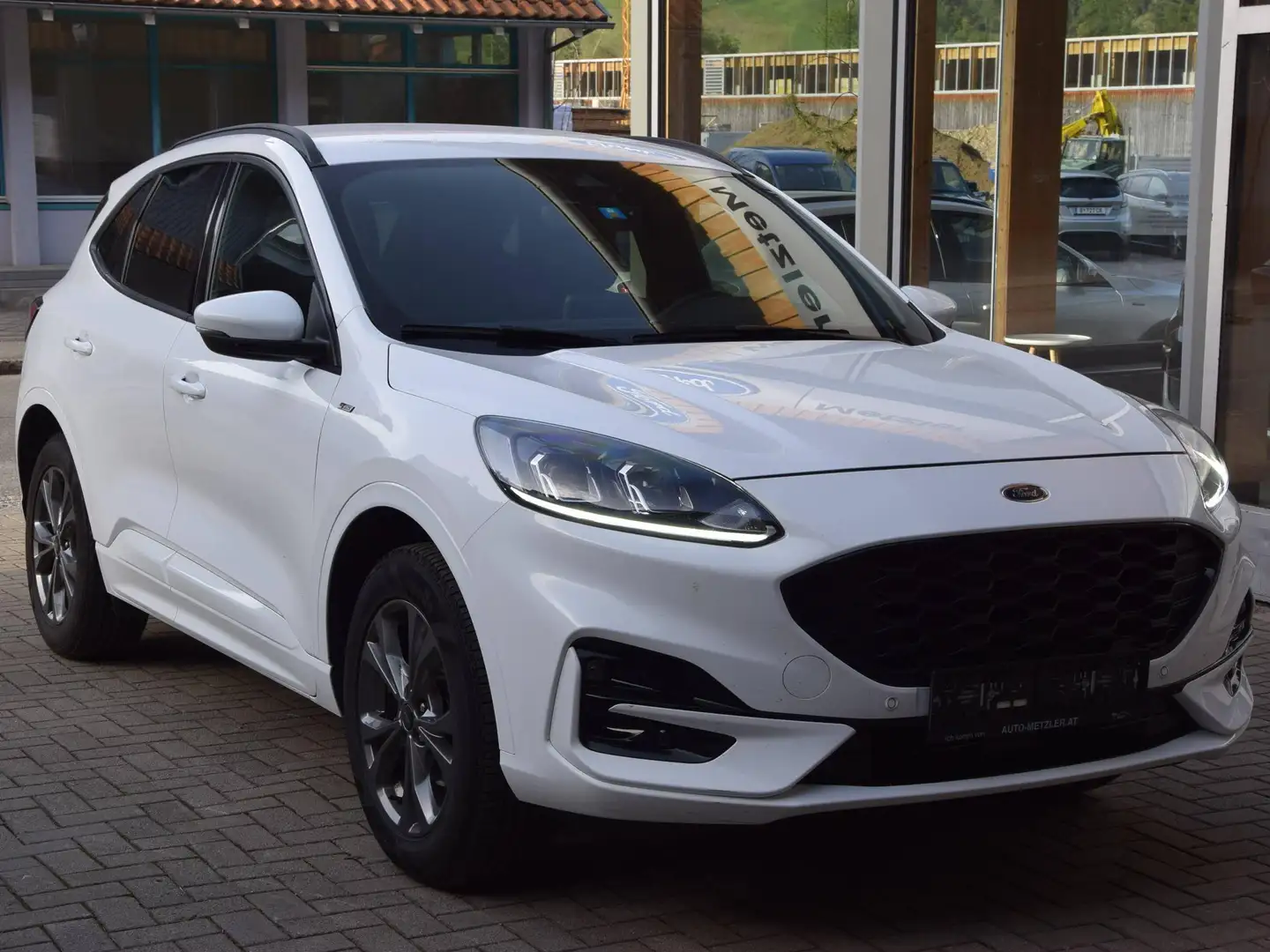 Ford Kuga ST-Line Weiß - 1