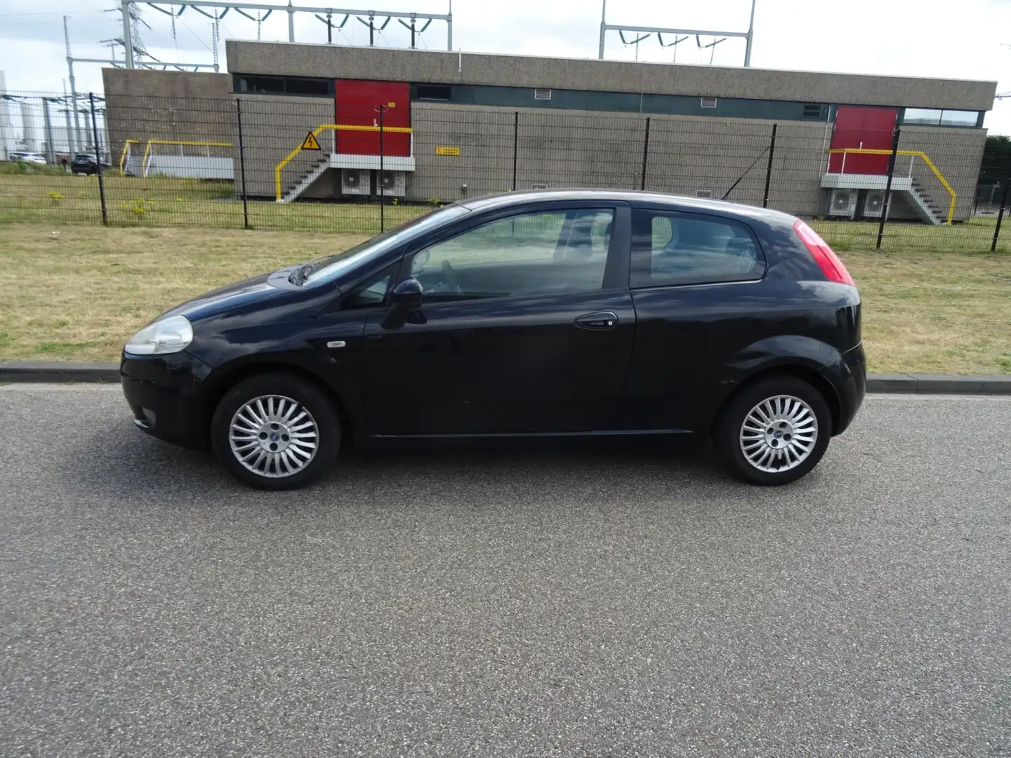 Fiat Grande Punto 1.4 Dynamic Zwart - 2