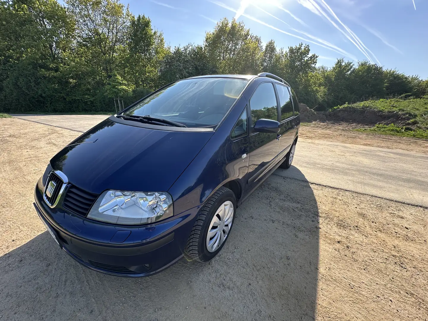 SEAT Alhambra 2.0 TDI 3 zonen klima sauber zustand 7 sitzer anh - 2