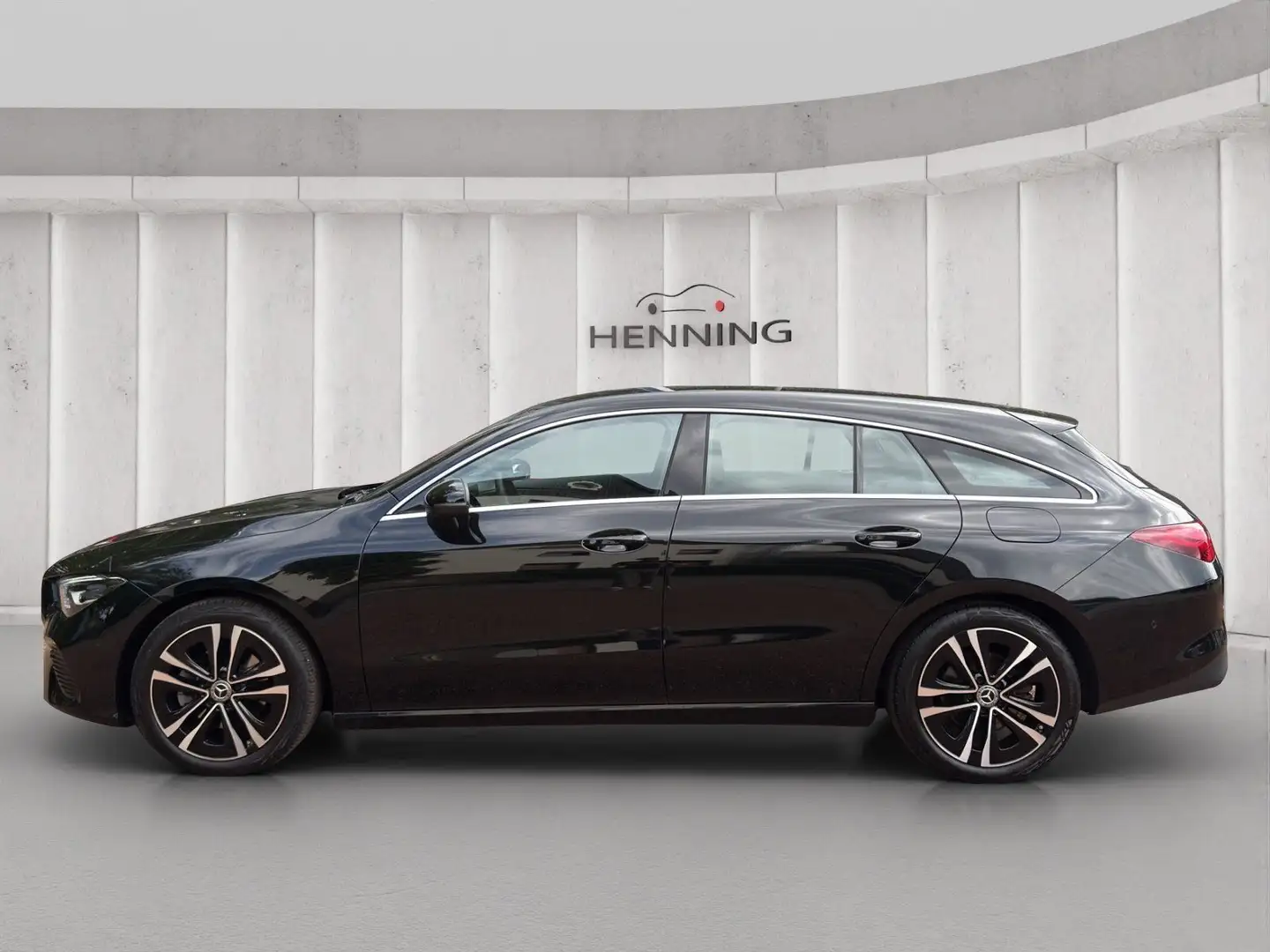 Mercedes-Benz CLA 180 Progressive Lenkradheizung 18" LMF Schwarz - 2