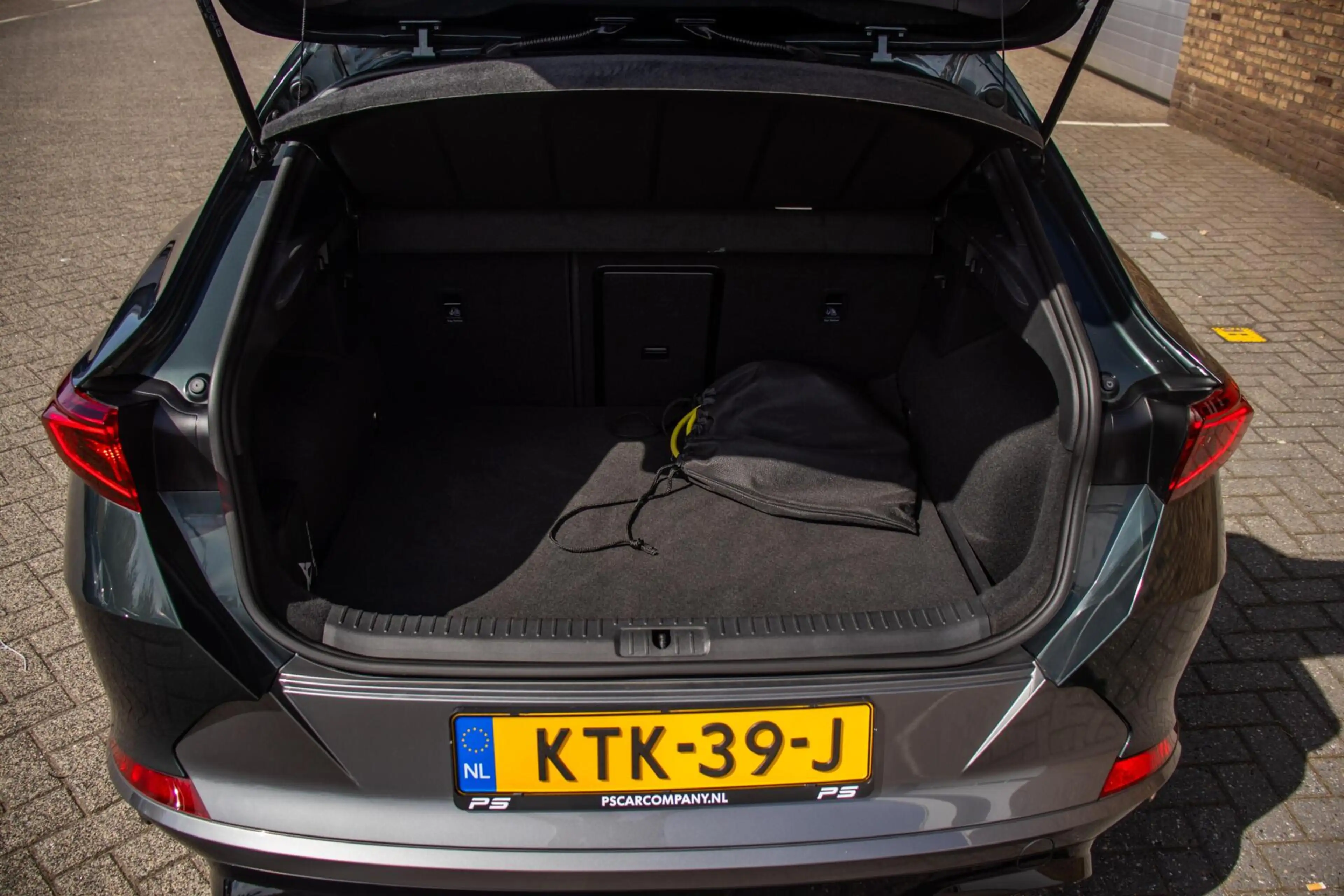 CUPRA Formentor 1.4 e-Hybrid VZ Performance, BTW, Pano, ACC — photo 25