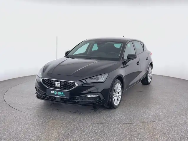 SEAT Leon Style 1.5 eTSI*NAVI*SHZ*RFK*uvm