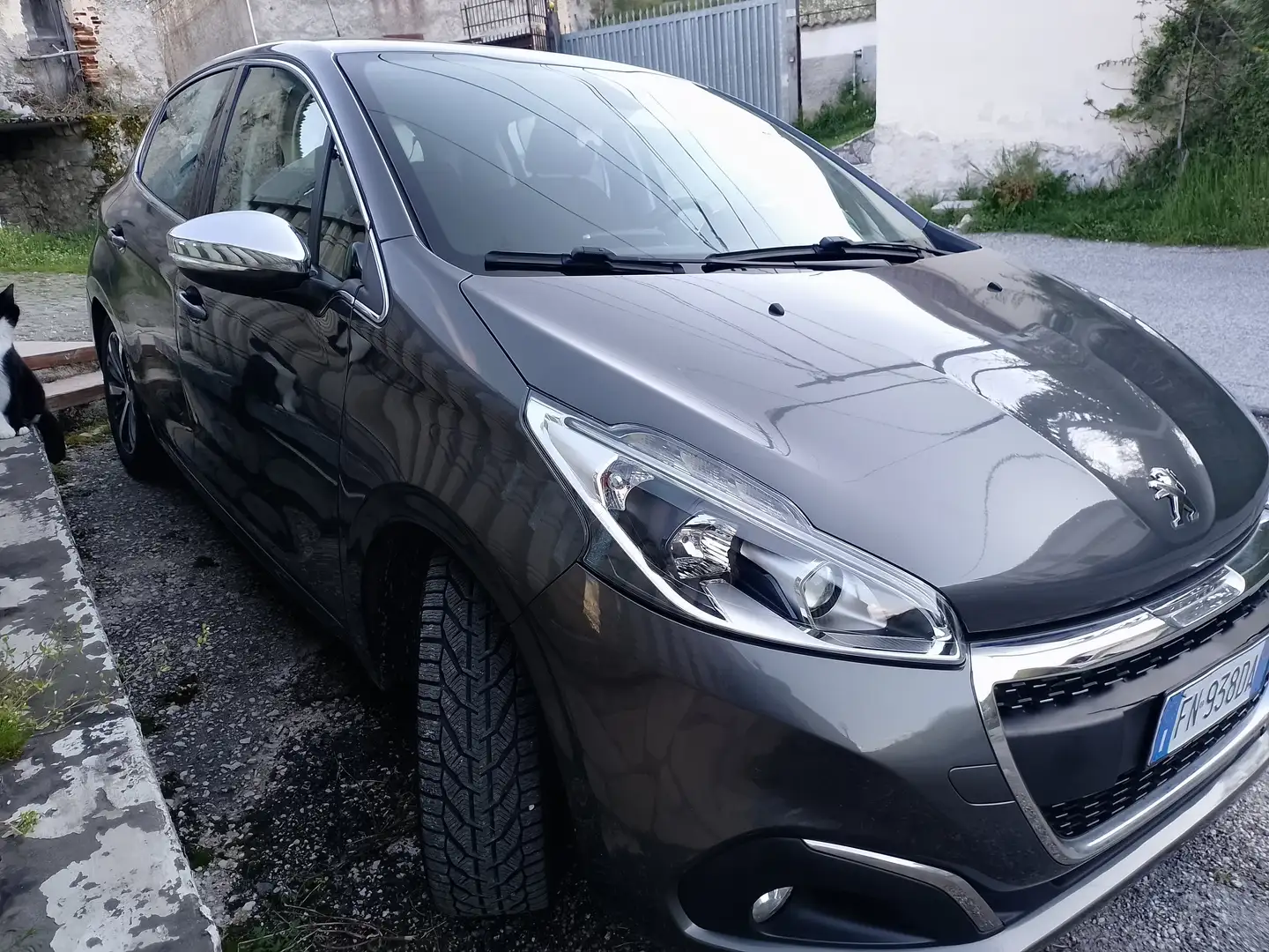 Peugeot 208 BlueHDi 75 5 porte Allure Grigio - 1
