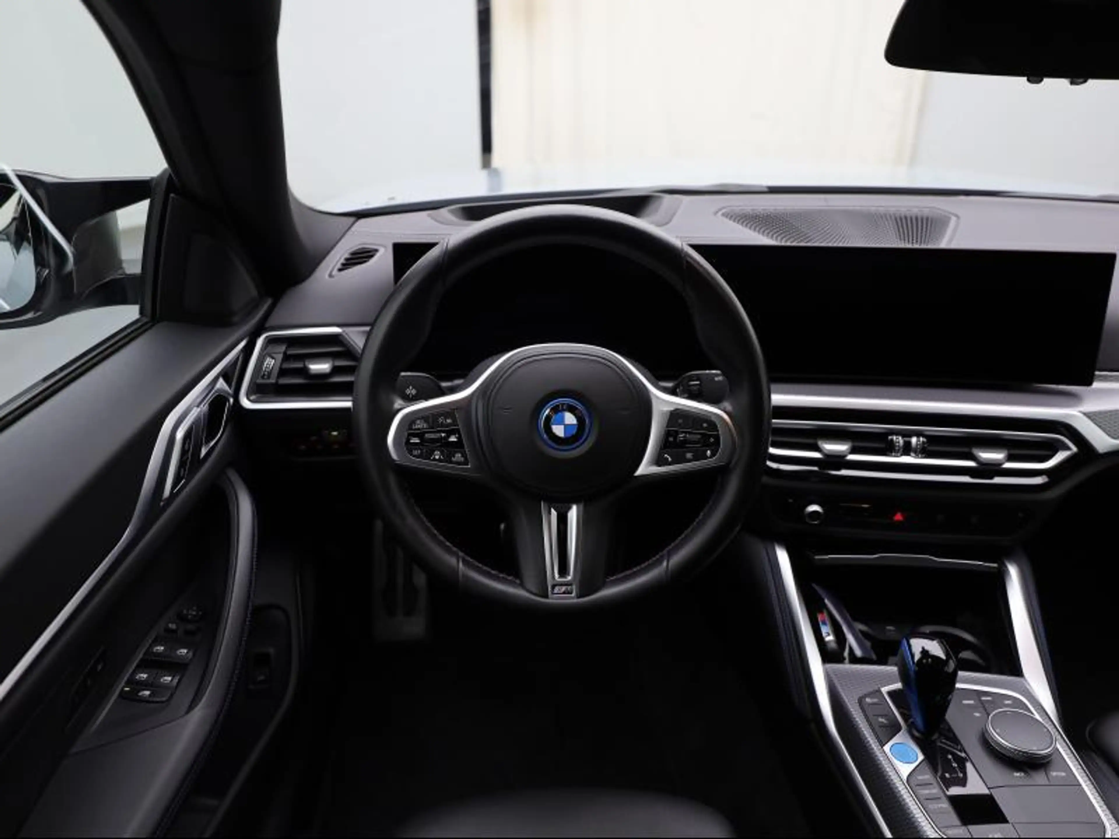 BMW i4 Gran Coupé - M Pack — photo 9