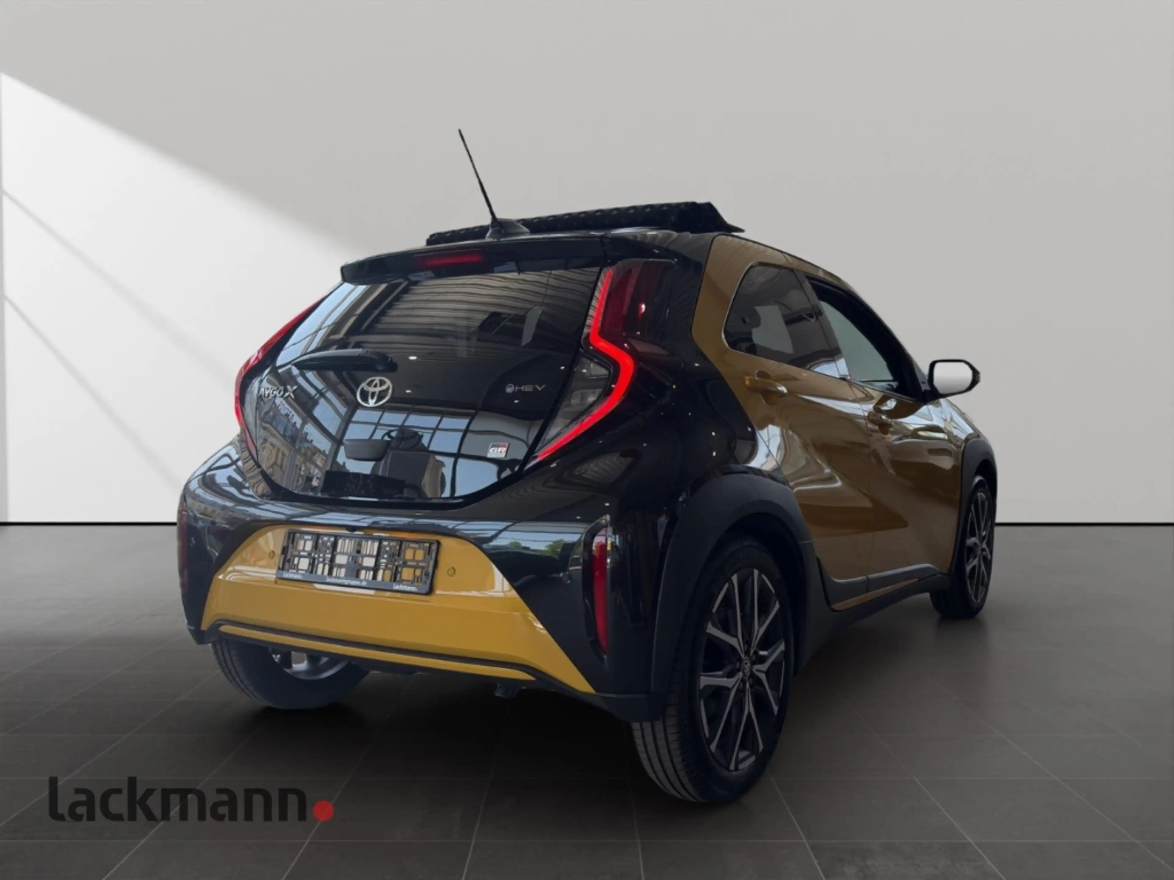 Toyota Aygo X Hybrid GR SPORT 1.5 — photo 4