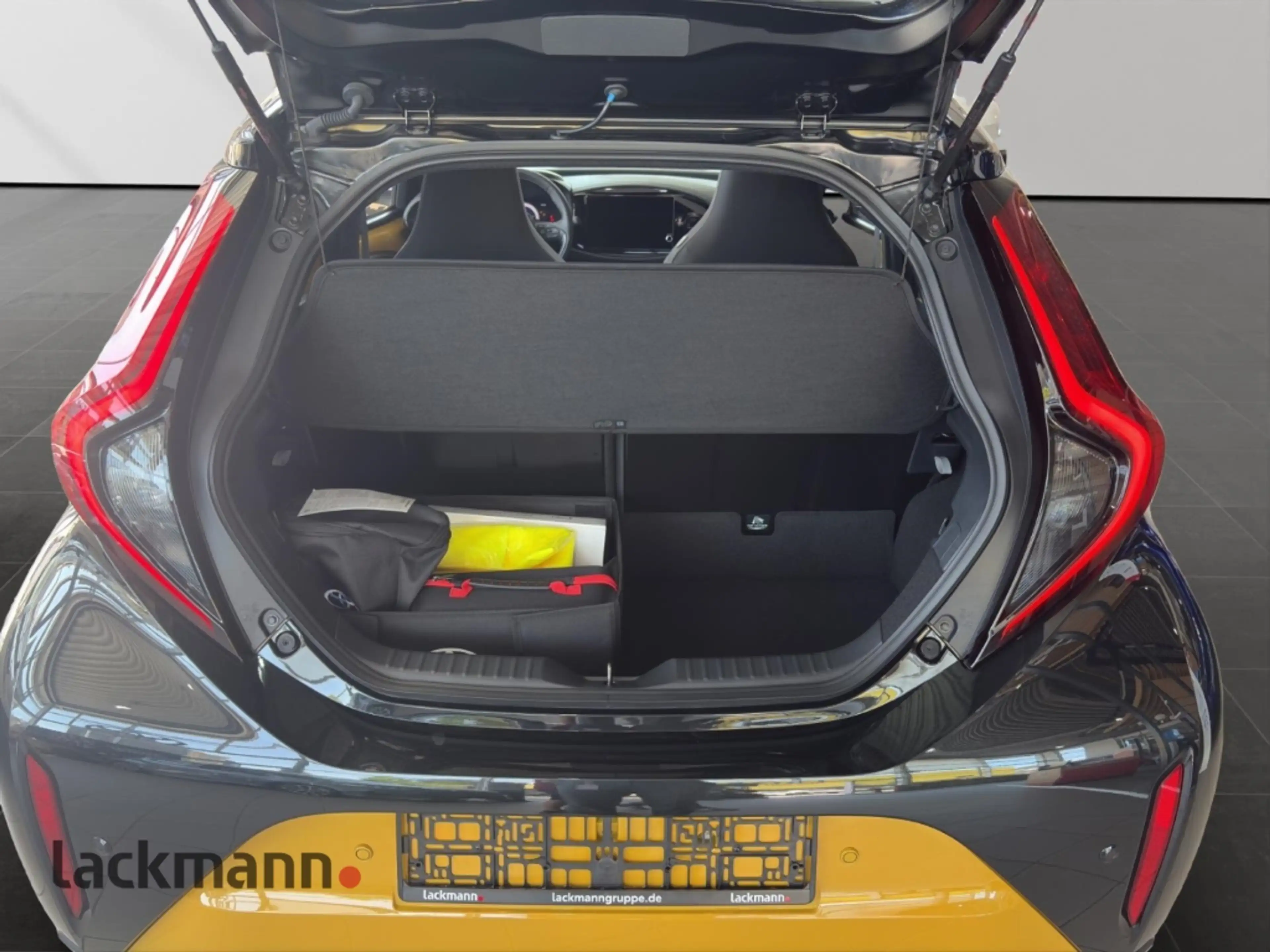 Toyota Aygo X Hybrid GR SPORT 1.5 — photo 7