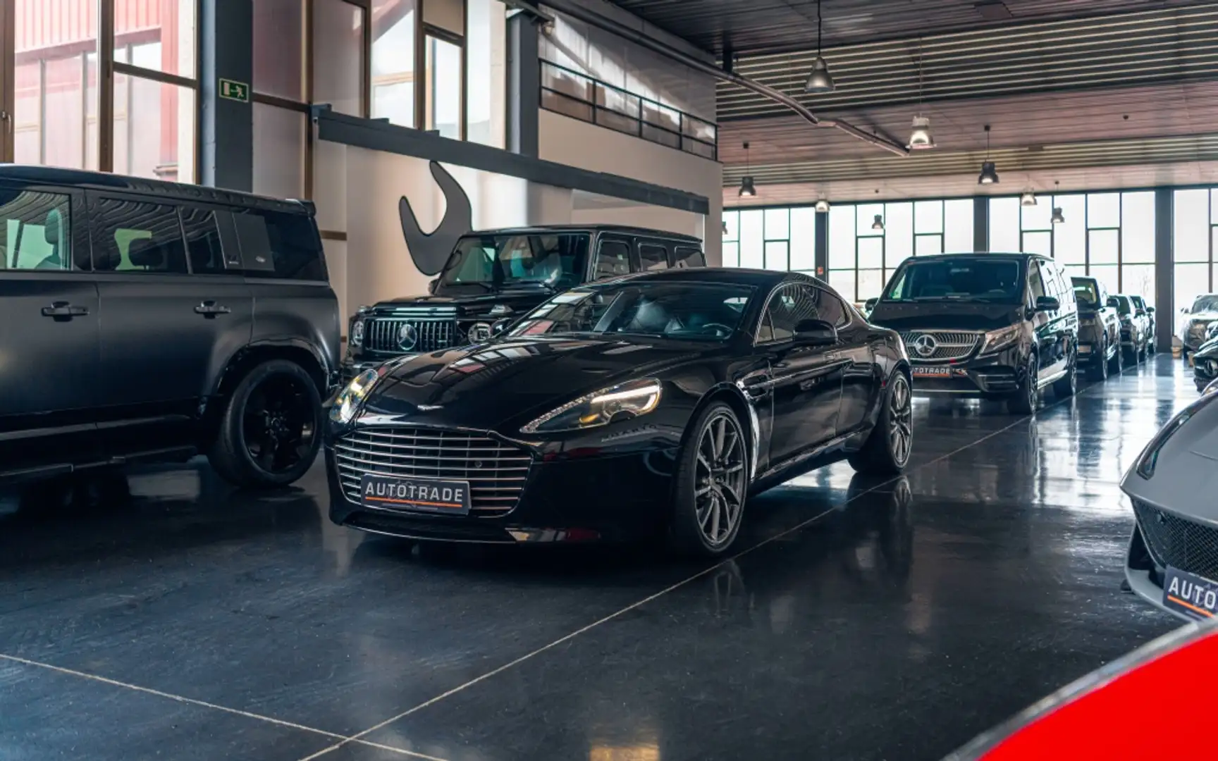 Aston Martin Rapide S Schwarz - 1