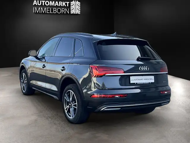 Audi Q5 view 5