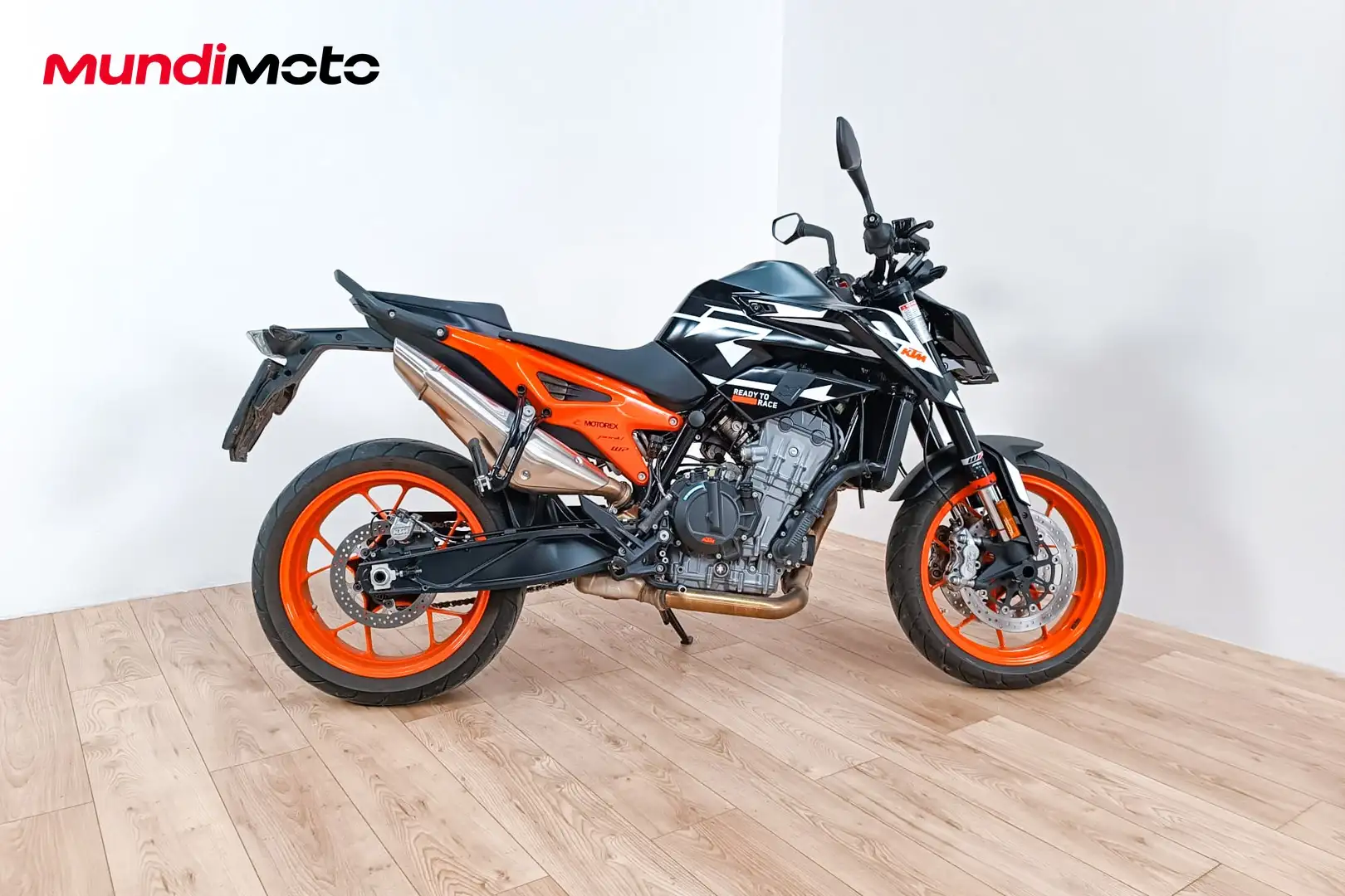 KTM 890 Duke - 1