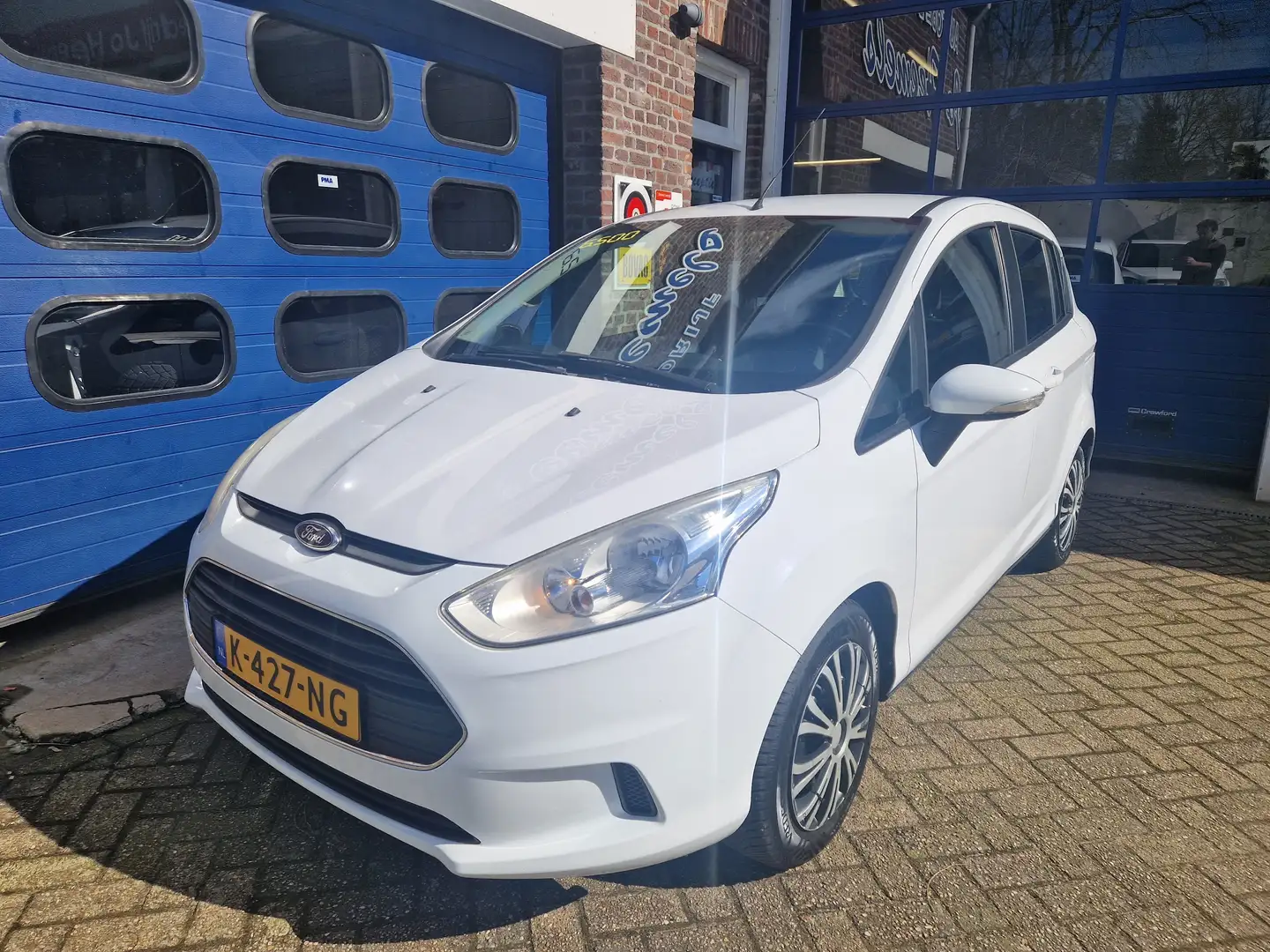 Ford B-Max 1.0 EcoB. Ambiente Wit - 1