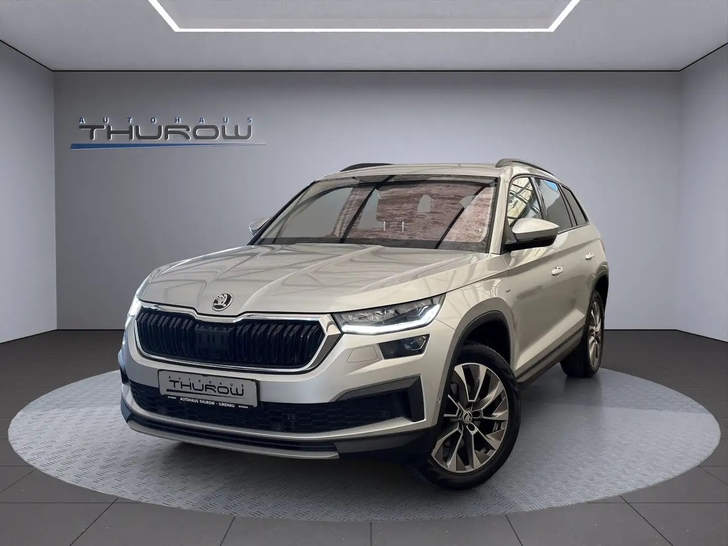 Skoda Kodiaq 2.0 TDI Clever DSG AHK Navi SH ACC LED Zilver - 1
