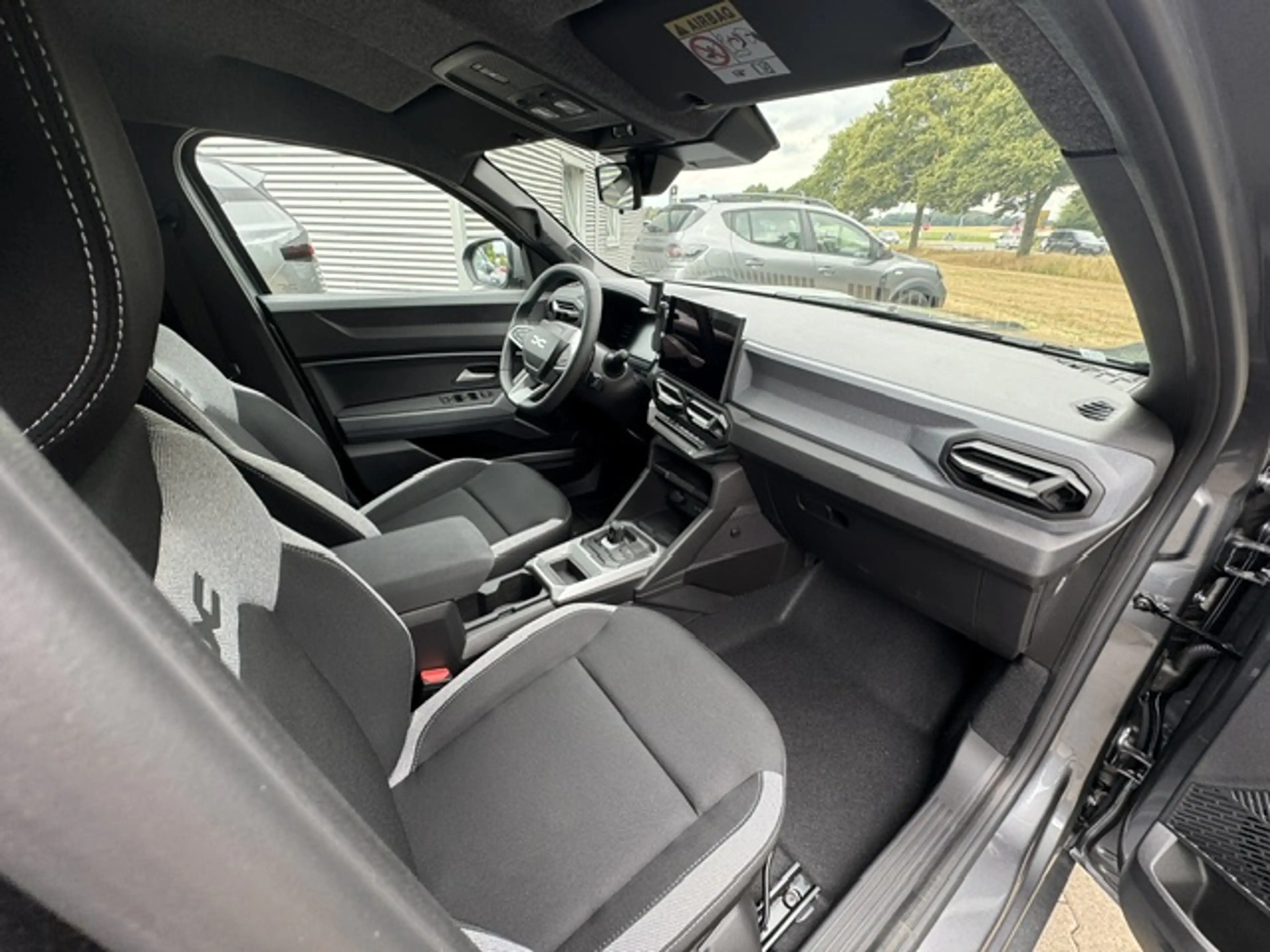 Dacia Duster III 1.2 Eco-G 120 Journey (EU 6e) — photo 14