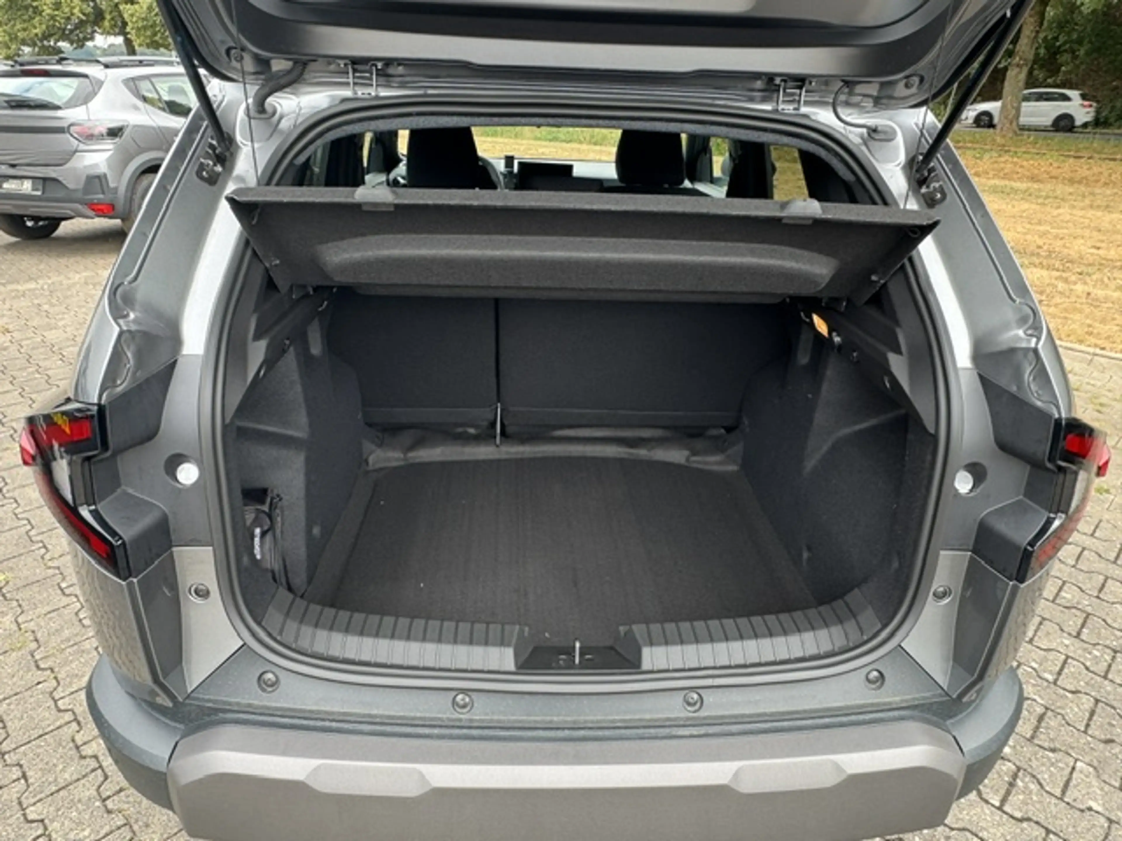 Dacia Duster III 1.2 Eco-G 120 Journey (EU 6e) — photo 11