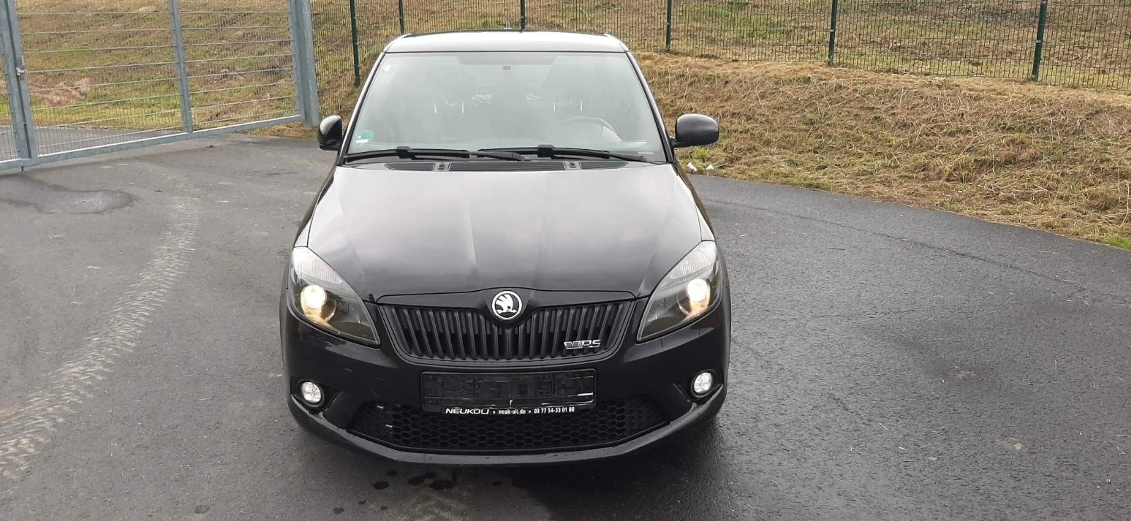 Skoda Fabia RS 1.4l TSI DSG Black Line, Navi, Sitzh. — photo 2