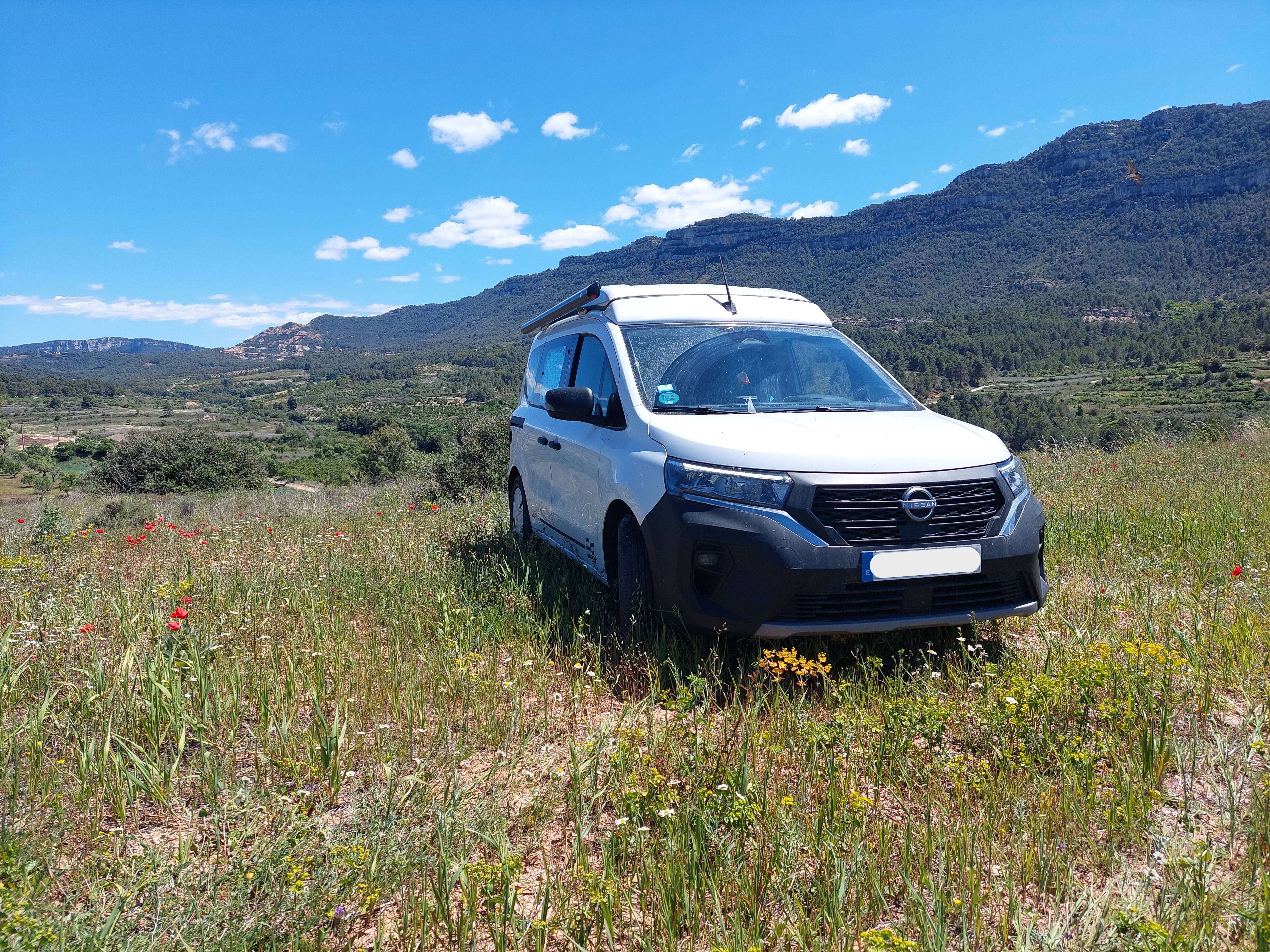 Nissan Townstar CAMPER TOWNSTAR VENTUS LUXURY  seminuevo 8000km (2 camas dobles) equipamiento N-Connecta 1.3G / 131CV / 96kW / L1 / 5pl - foto 1
