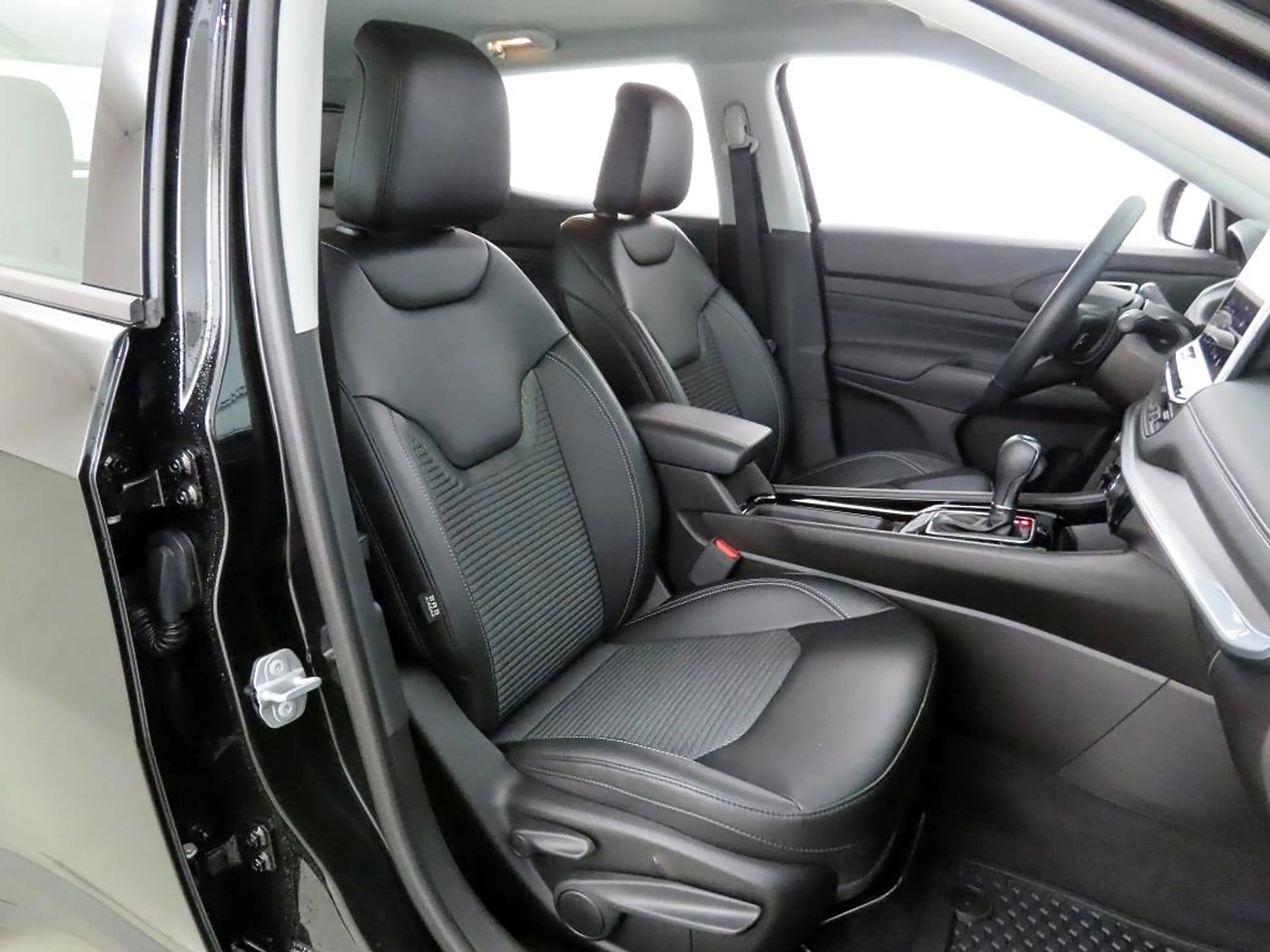 Jeep Compass 1.5 e-Hybrid Aut Altitude ParkAss+AHK — photo 10