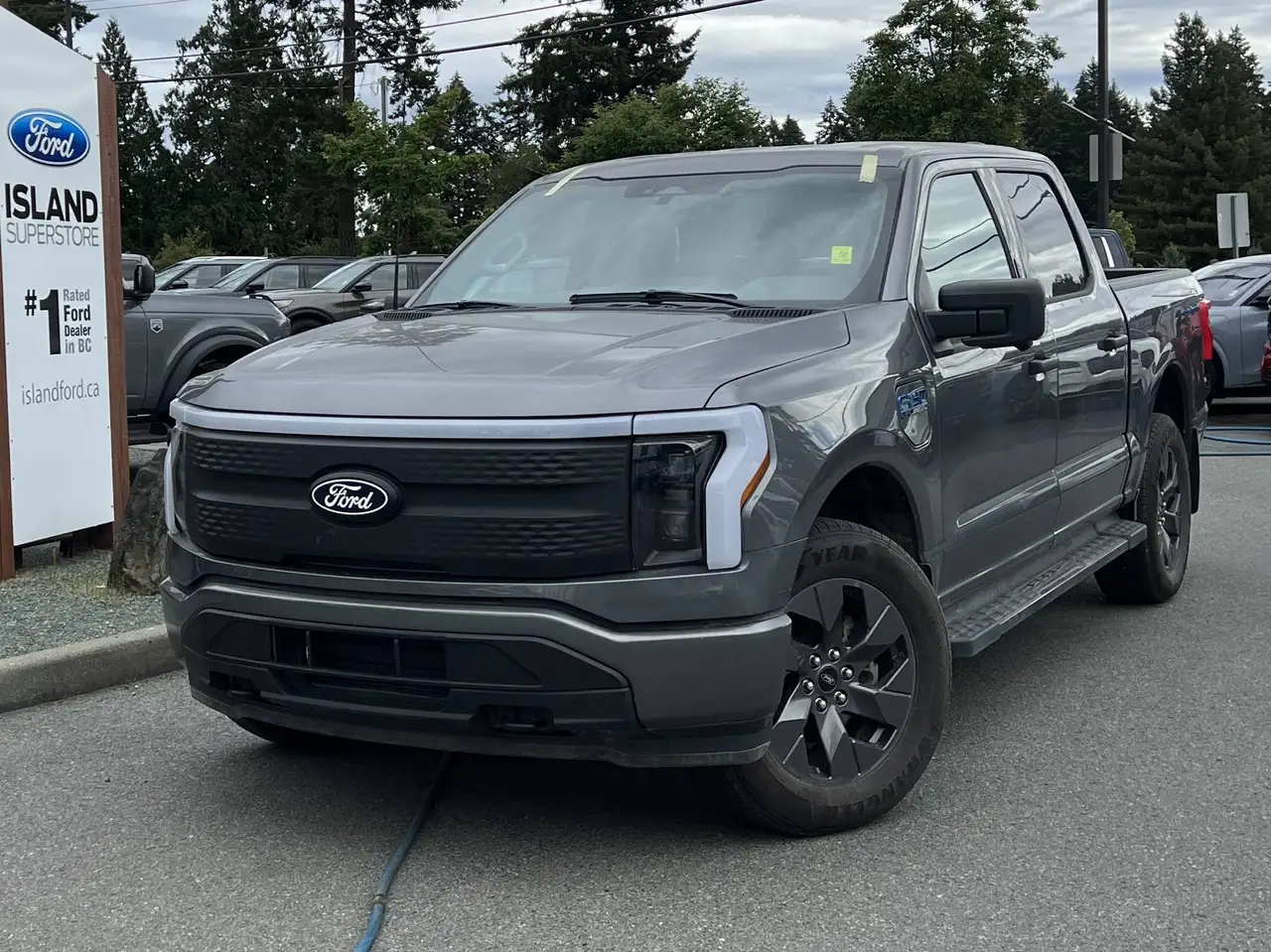 Ford F 150 Lightning photo Ford F 150 Lightning