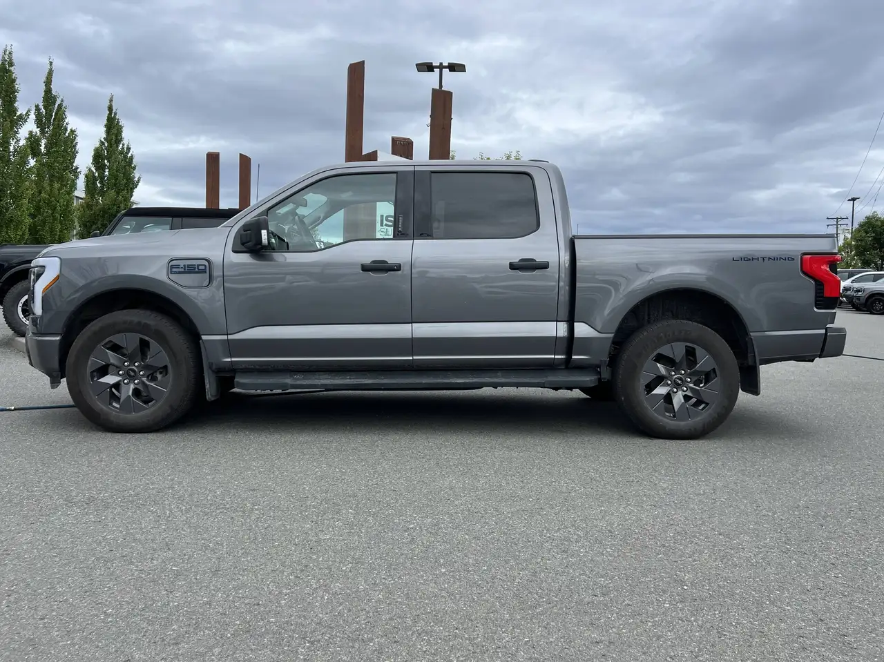Ford F 150 Lightning photo Ford F 150 Lightning