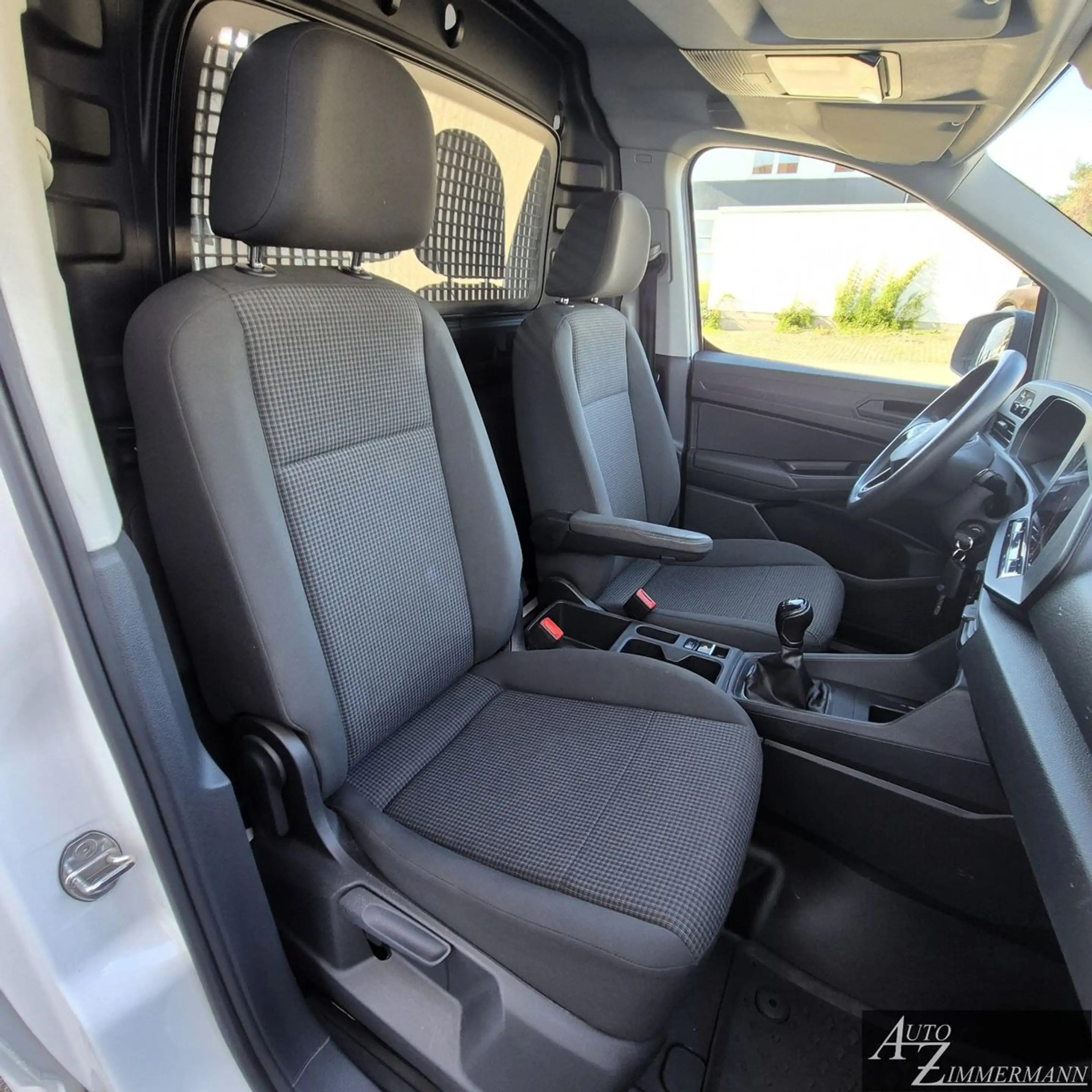 Volkswagen Caddy 2,0TDI Cargo Navi*Kamera*Tempomat*Sortimo — photo 9