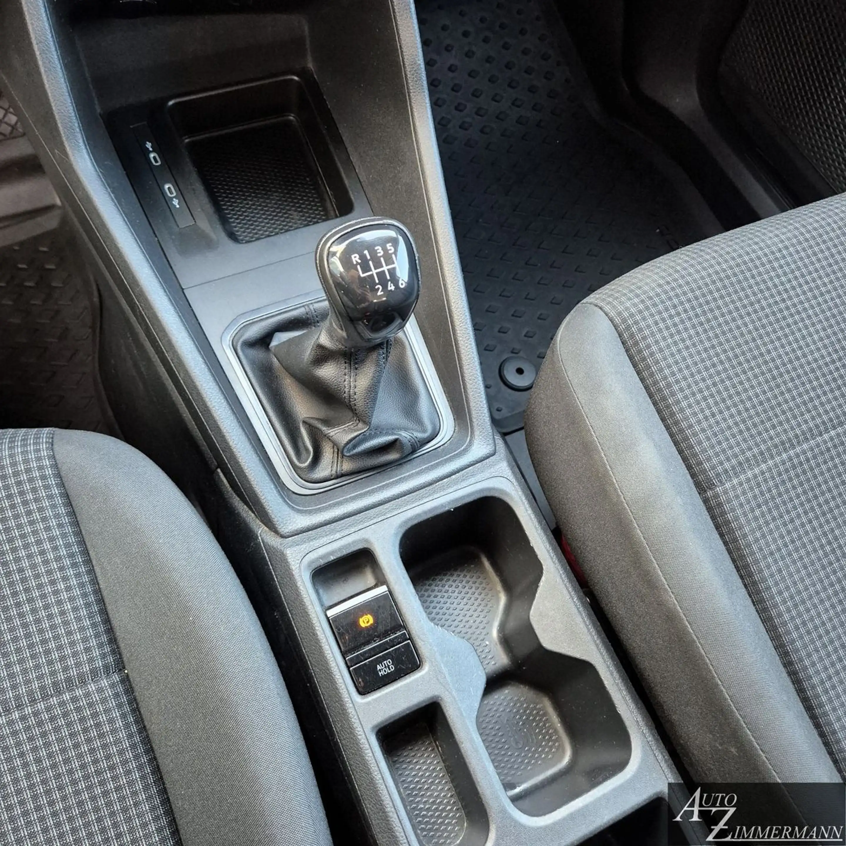 Volkswagen Caddy 2,0TDI Cargo Navi*Kamera*Tempomat*Sortimo — photo 13