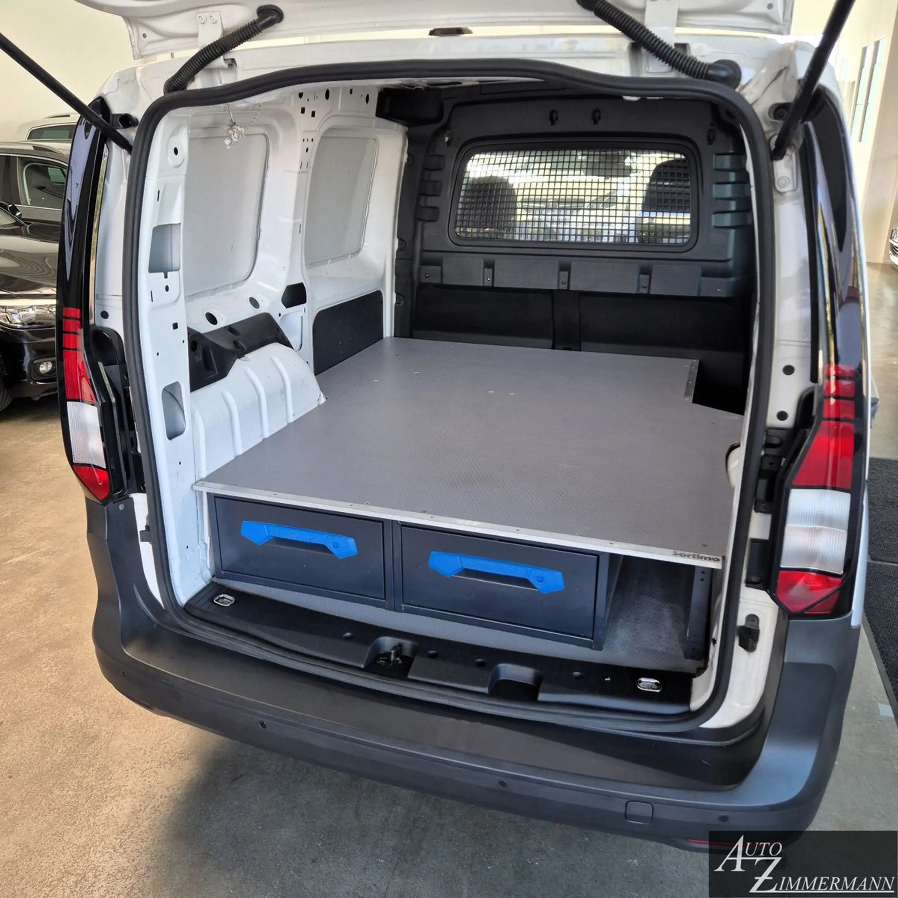 Volkswagen Caddy 2,0TDI Cargo Navi*Kamera*Tempomat*Sortimo — photo 10