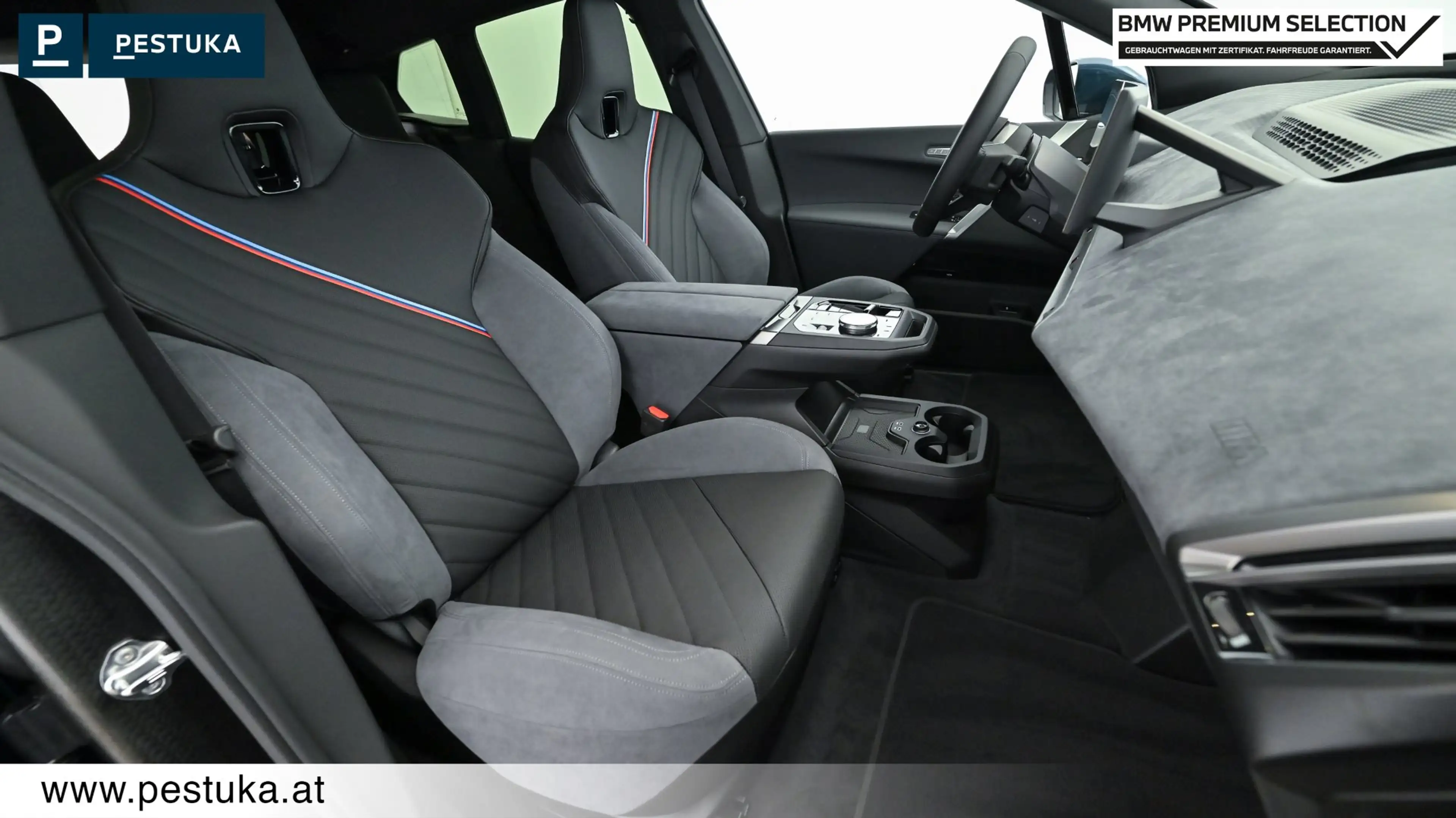 BMW iX xDrive45 — photo 14