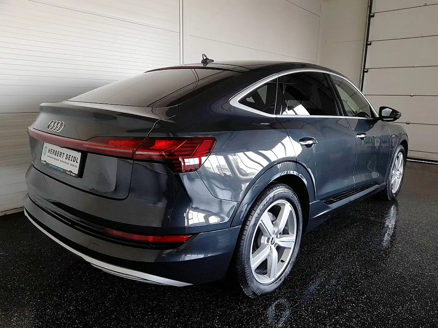 Audi e-tron SB 50 quattro S-LINE *NP € 86.483,- / 20 ZOLL /... Gri - 2