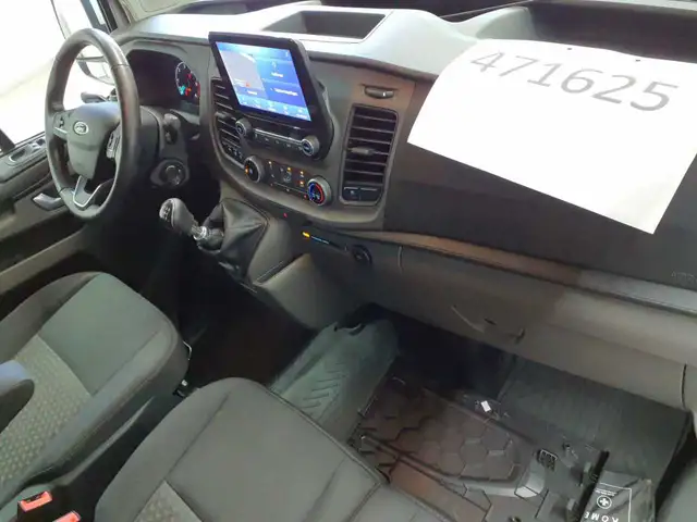 Ford Transit view 8