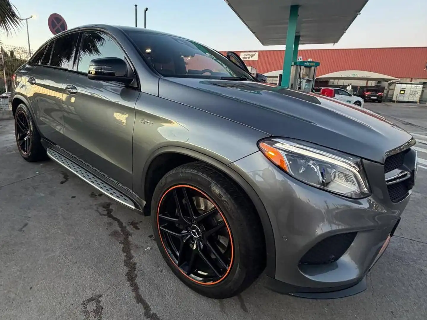 Mercedes-Benz GLE 43 AMG GLE Coupé 43 AMG 4Matic Aut. AMG Gris - 1