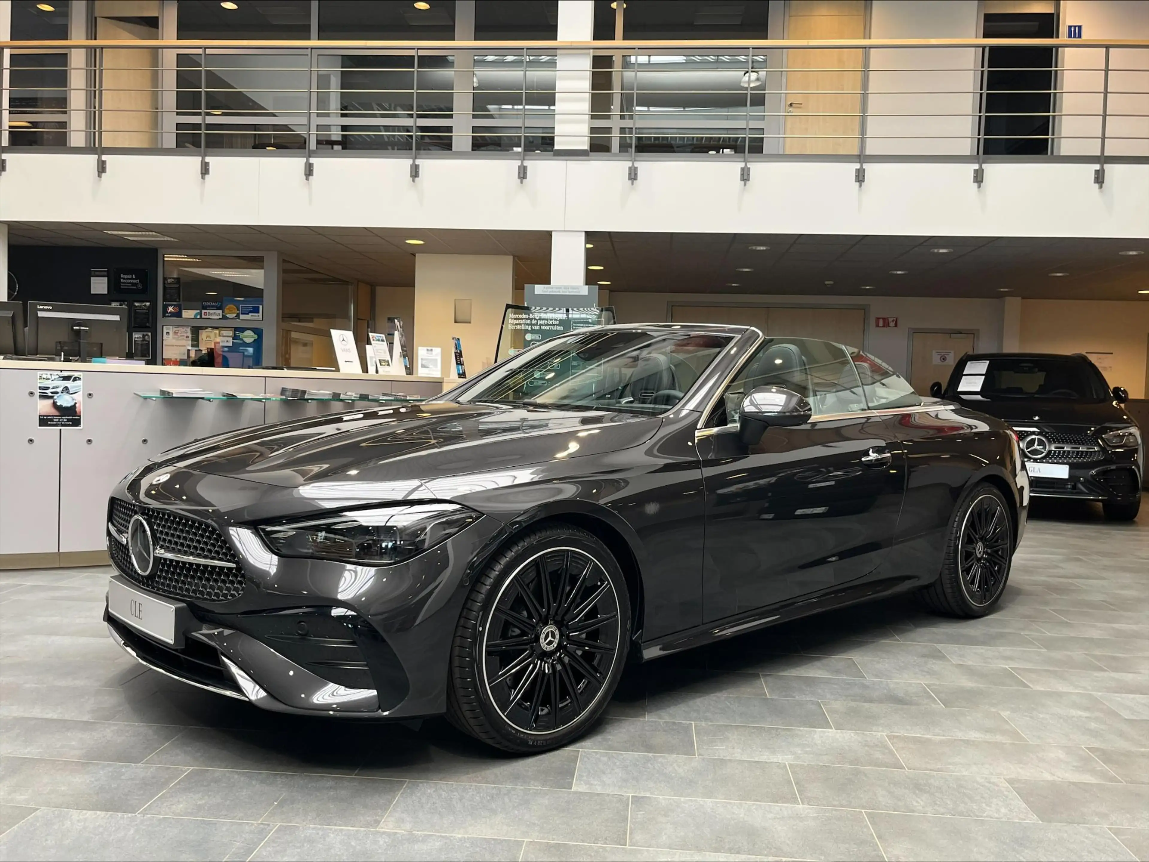 Mercedes-Benz CLE 180 Cabriolet CLE Cabriolet AMG Line Nieuwe wagen Dos — photo 4