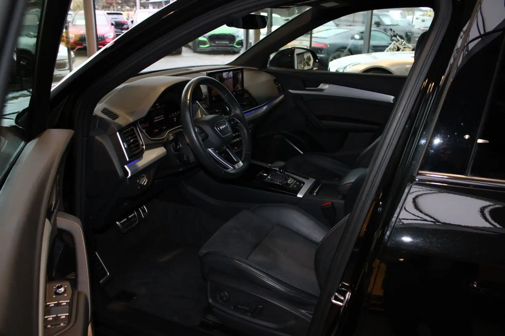 Audi Q5 40 TDI QU. S LINE & BLACK-OPTIK/AHK/HIFI/20" Noir - 2