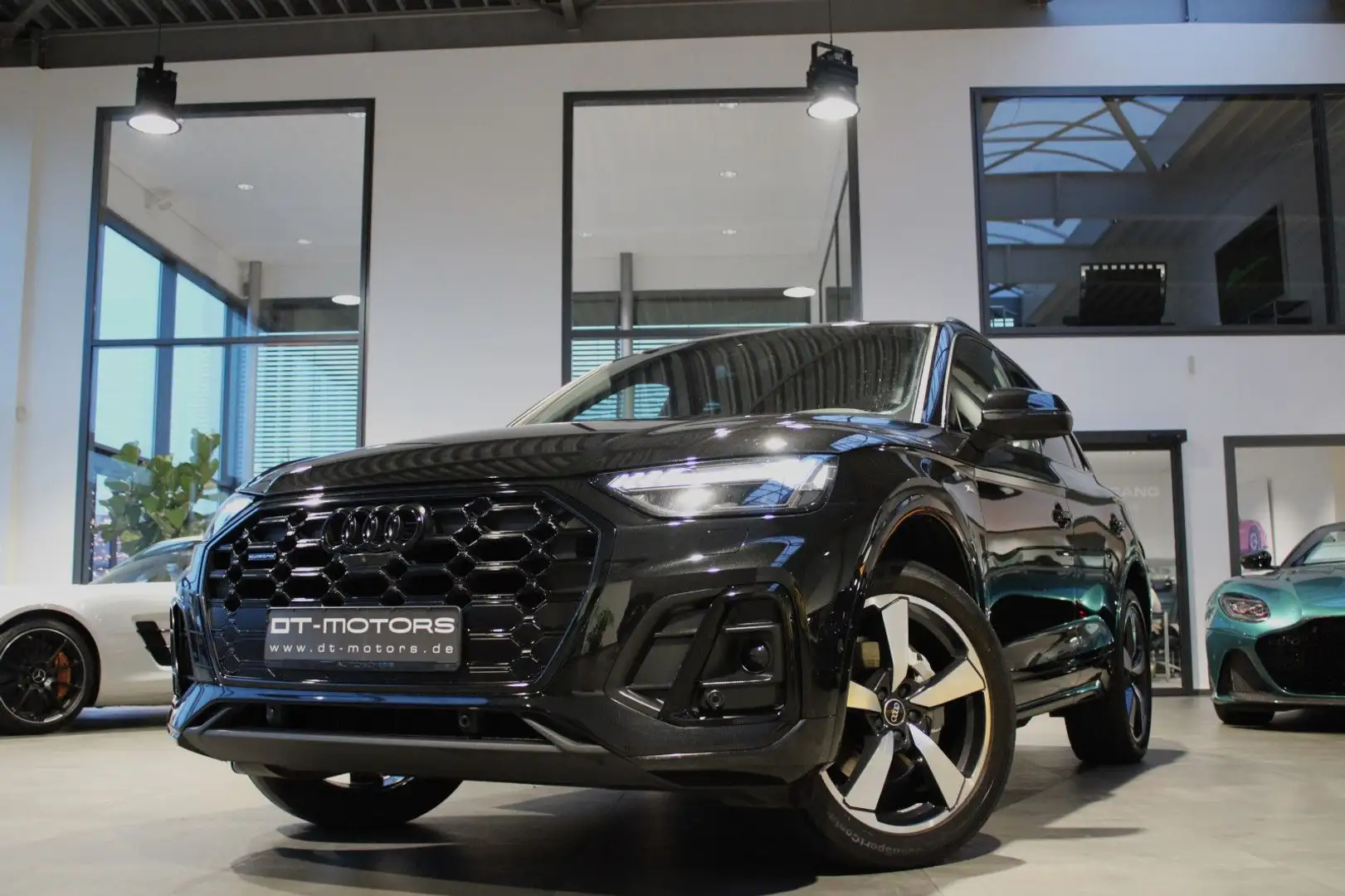 Audi Q5 40 TDI QU. S LINE & BLACK-OPTIK/AHK/HIFI/20" Zwart - 1