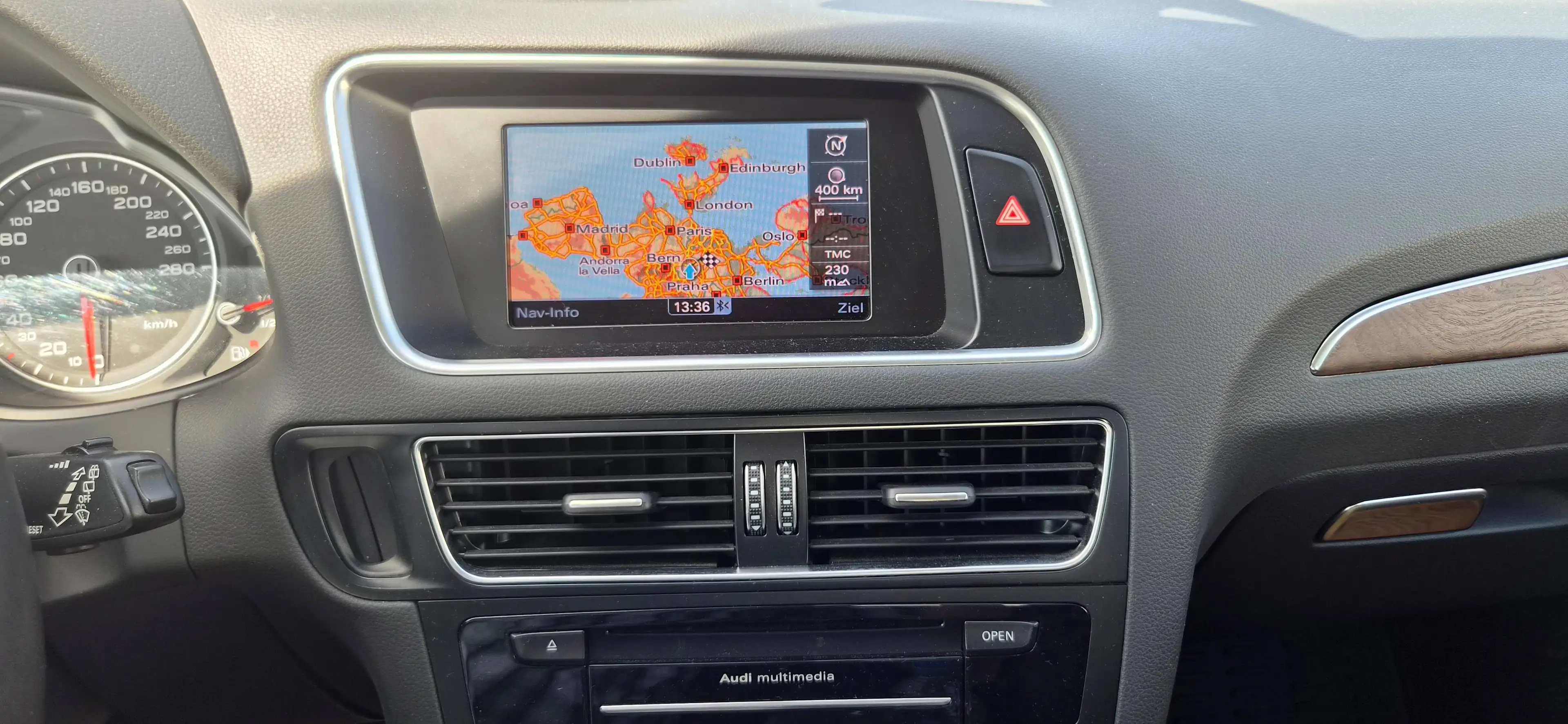 Audi Q5 2.0 TFSI 165 kW quattro — photo 11