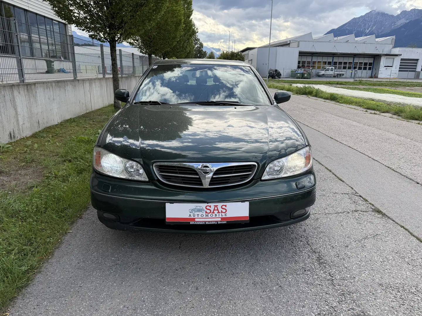 Nissan Maxima QX V6 24V SE Leder Aut. Grün - 2